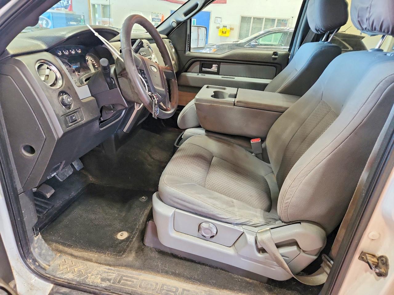 2014 Ford F150 Supercrew White vin: 1FTFW1EF5EFA31986