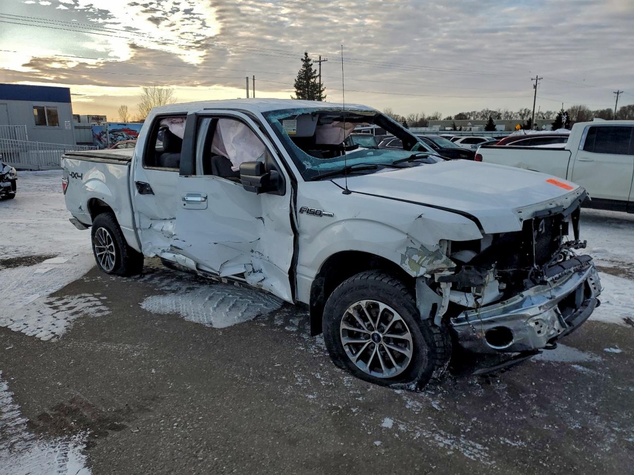 2014 Ford F150 Supercrew White vin: 1FTFW1EF5EKF77243