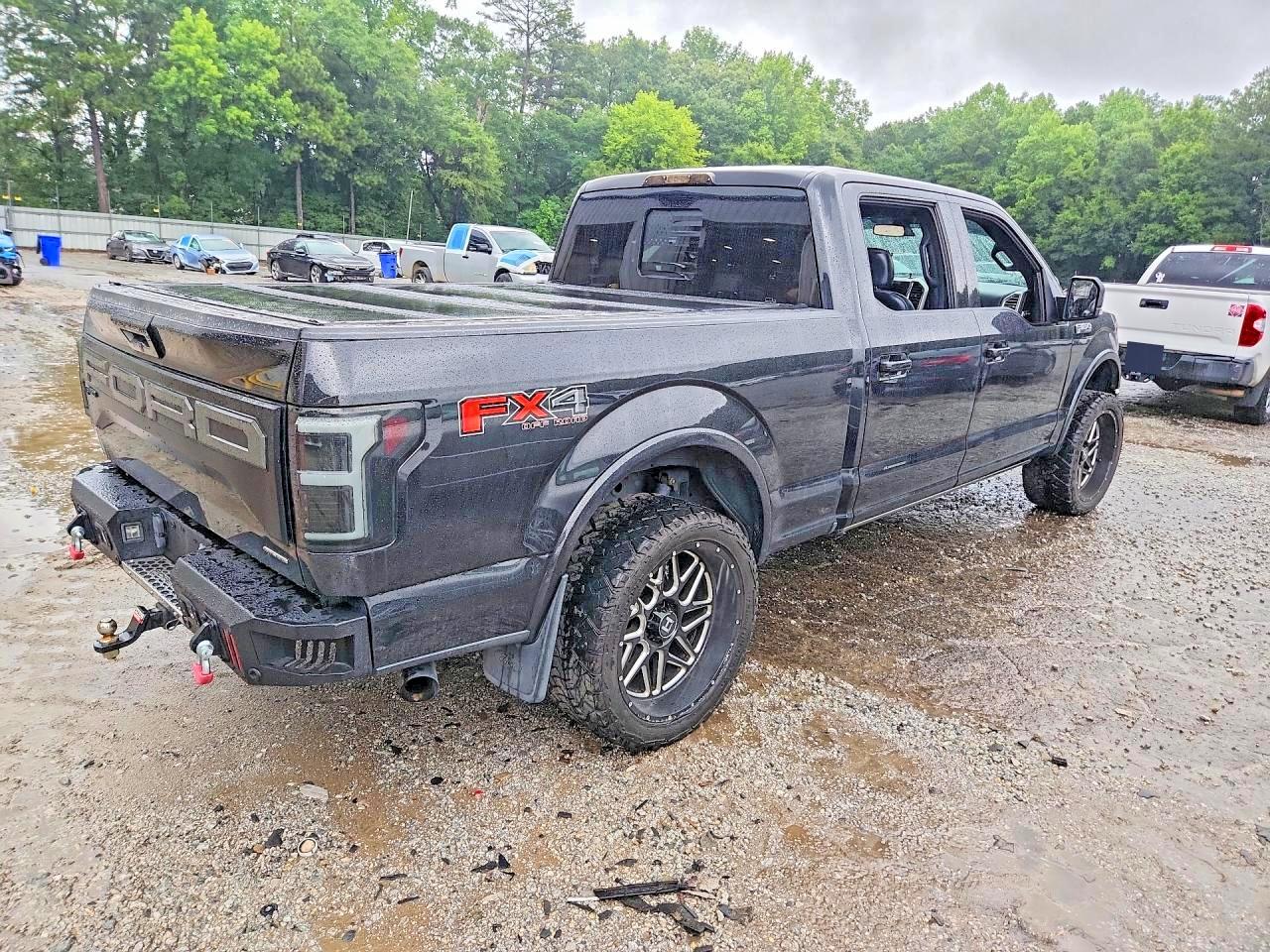 2015 Ford F150 Supercrew Black vin: 1FTFW1EF5FFB09880