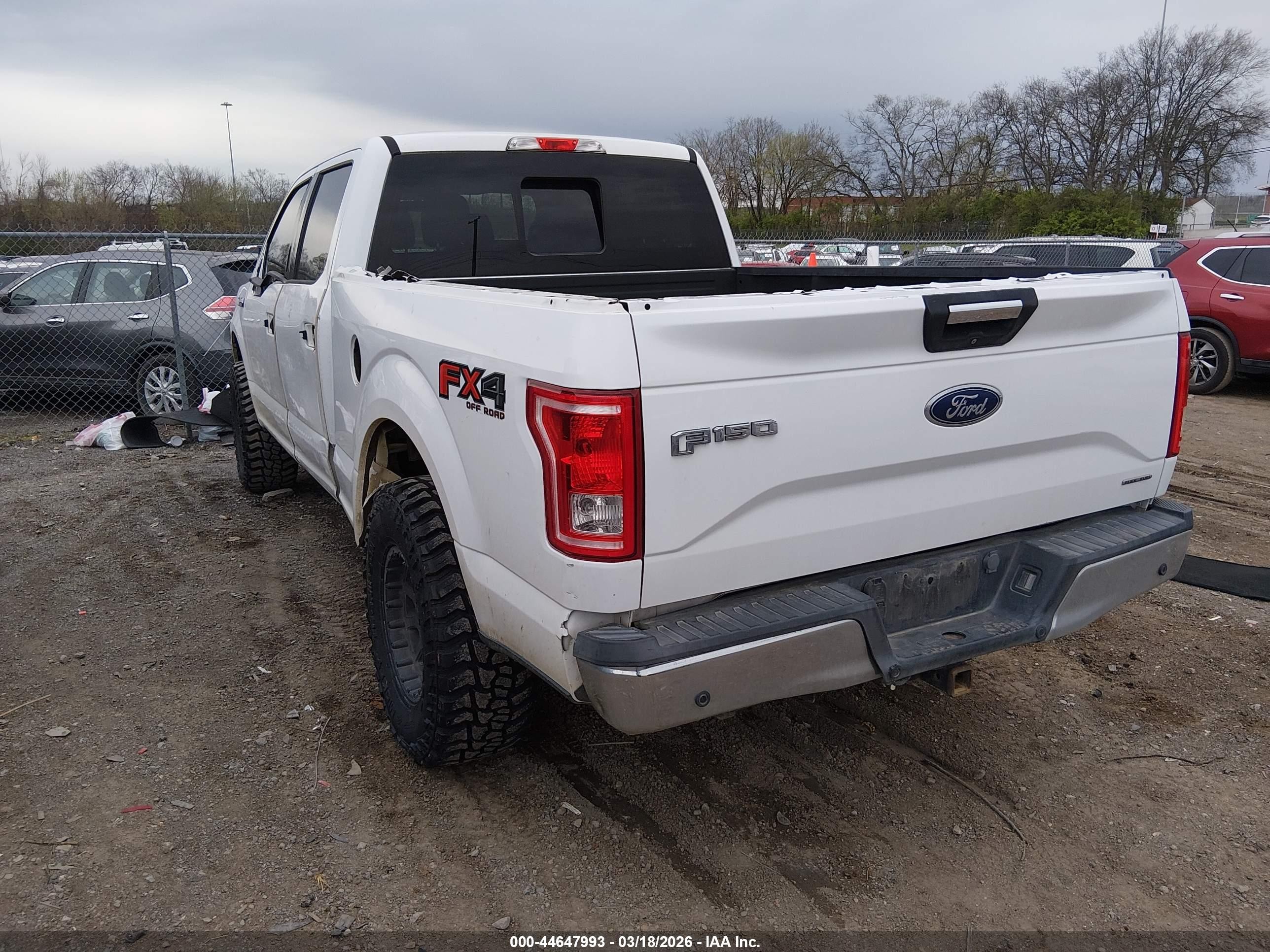 2015 Ford F-150 Xlt White vin: 1FTFW1EF5FKE22189