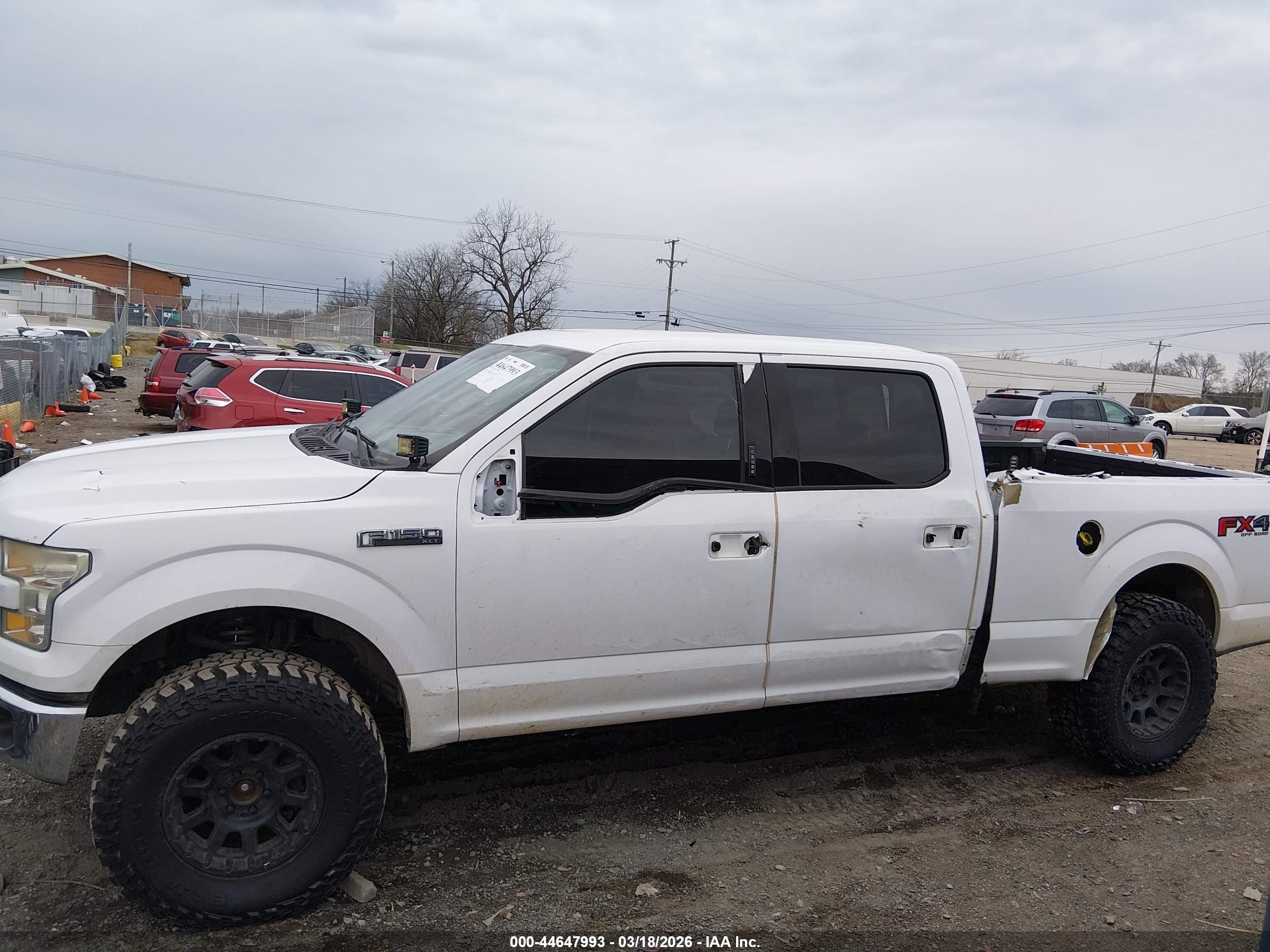 2015 Ford F-150 Xlt White vin: 1FTFW1EF5FKE22189