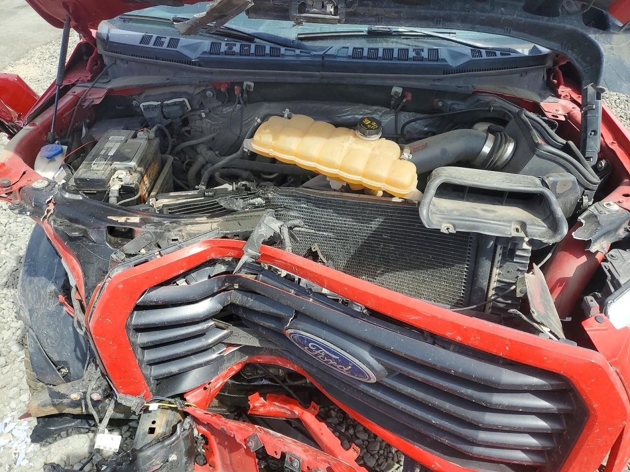 2015 Ford F150 Supercrew Red vin: 1FTFW1EF5FKE92968