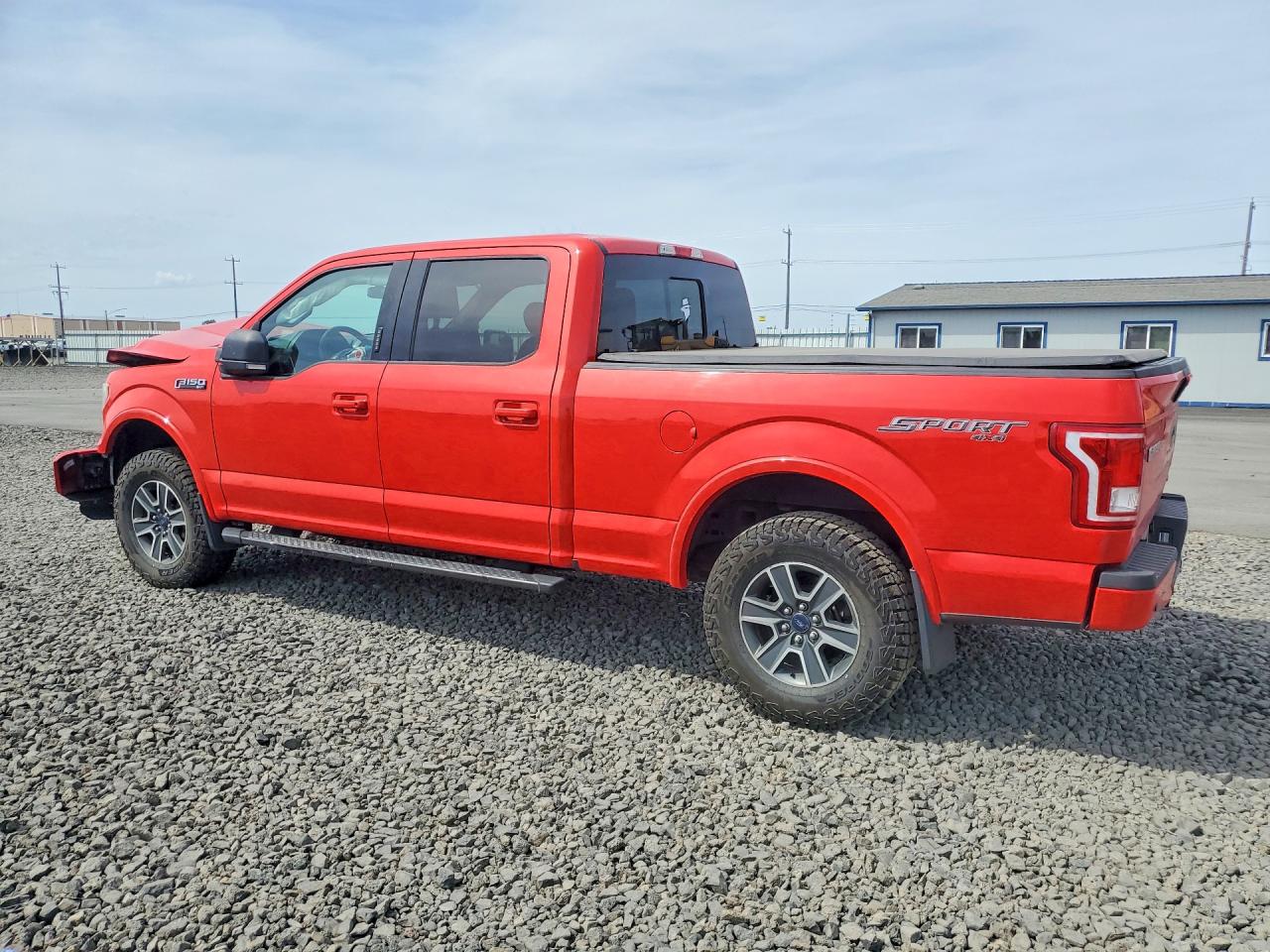 2015 Ford F150 Supercrew Red vin: 1FTFW1EF5FKE92968