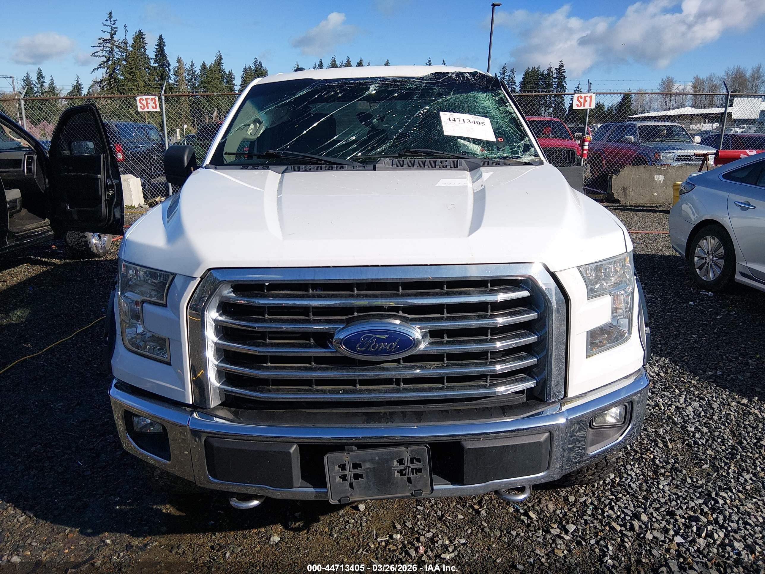 2015 Ford F-150 Xlt White vin: 1FTFW1EF5FKE93702