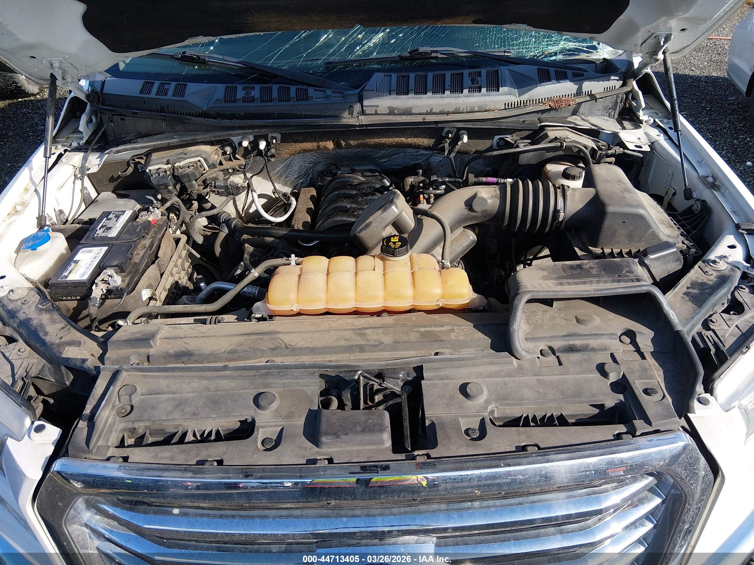 2015 Ford F-150 Xlt White vin: 1FTFW1EF5FKE93702