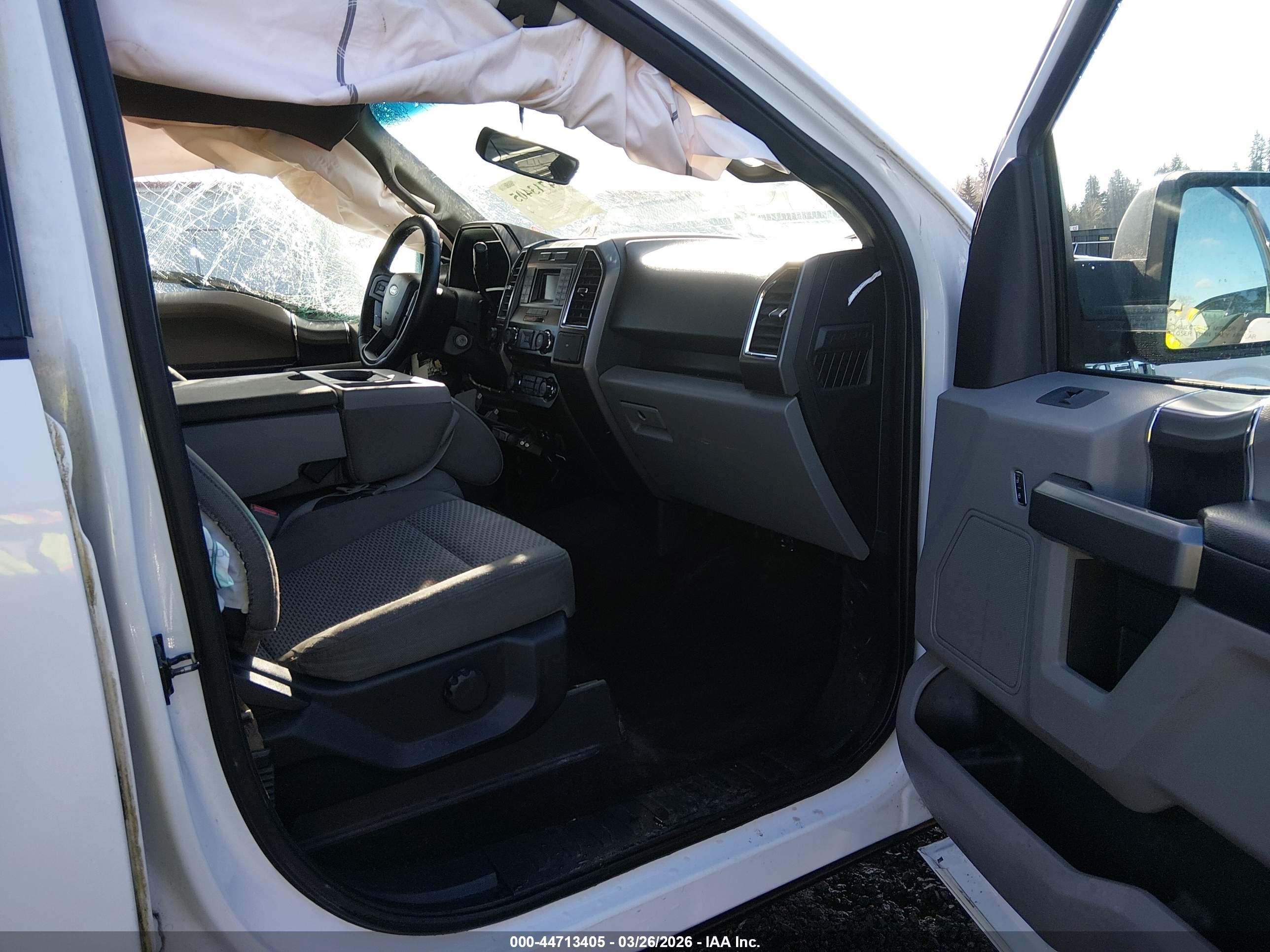 2015 Ford F-150 Xlt White vin: 1FTFW1EF5FKE93702