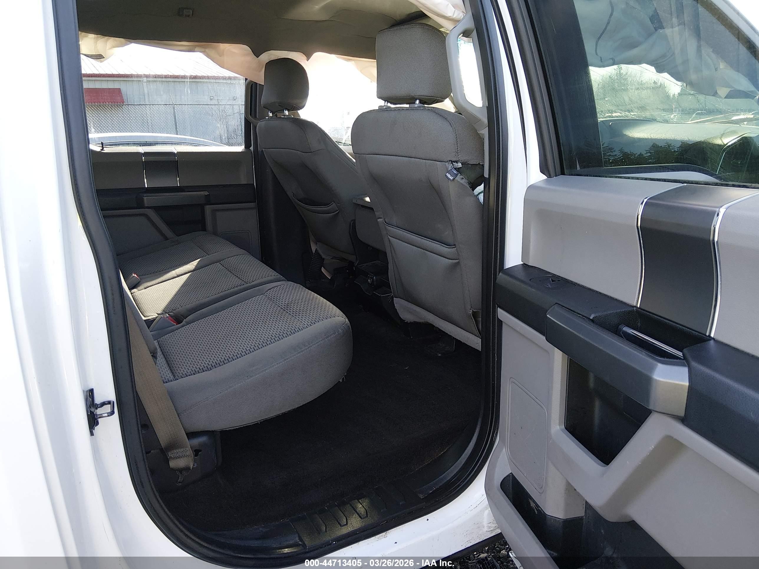 2015 Ford F-150 Xlt White vin: 1FTFW1EF5FKE93702