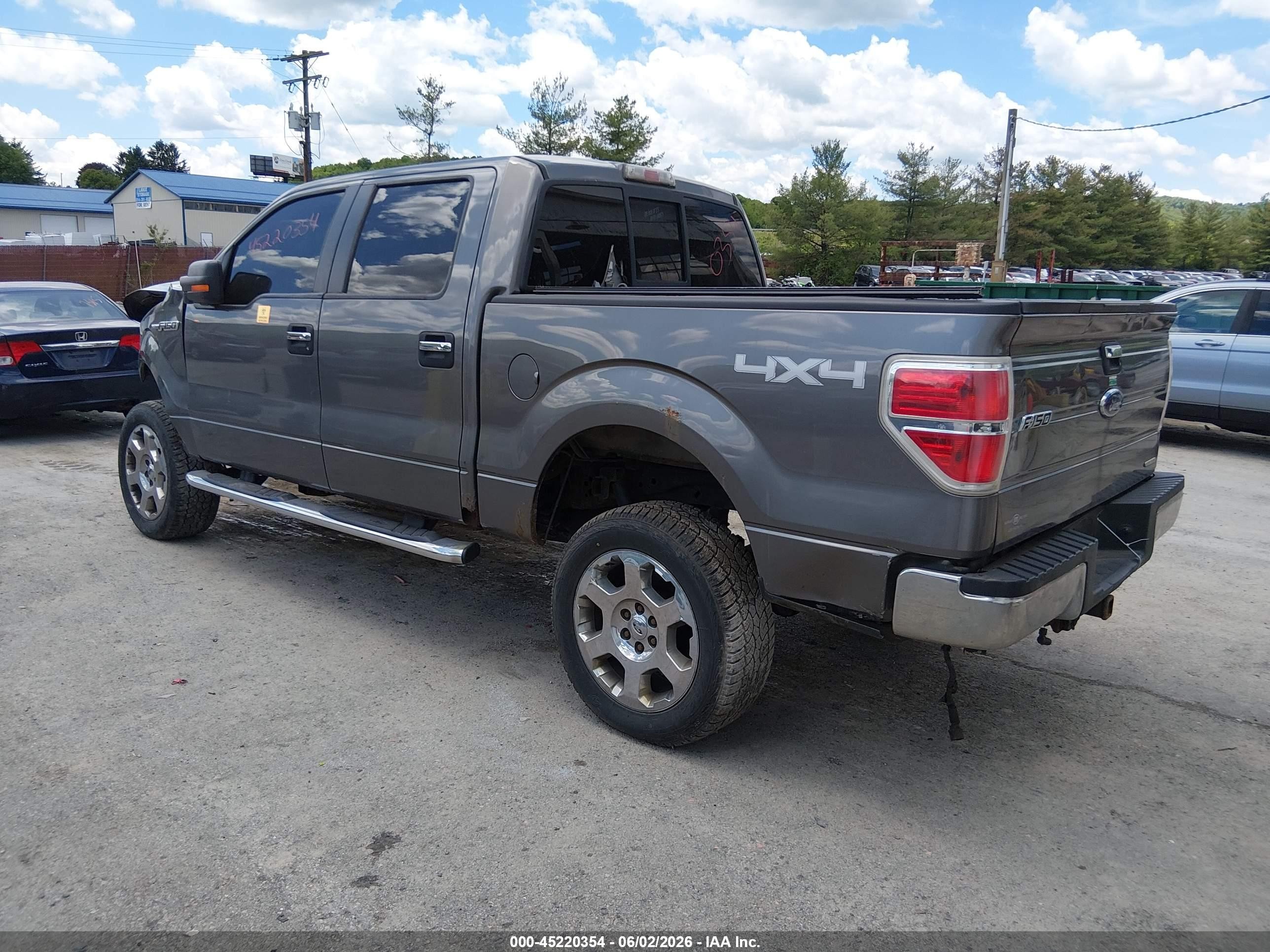 2011 Ford F-150 Xlt Серый vin: 1FTFW1EF6BFA18353