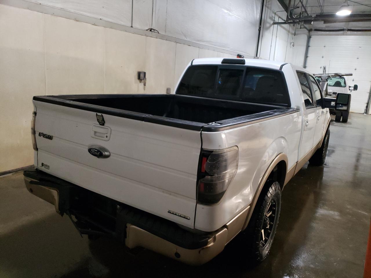 2011 Ford F150 Supercrew White vin: 1FTFW1EF6BFC41668 Damage: Right Tail Light, Broken, Replacement Required