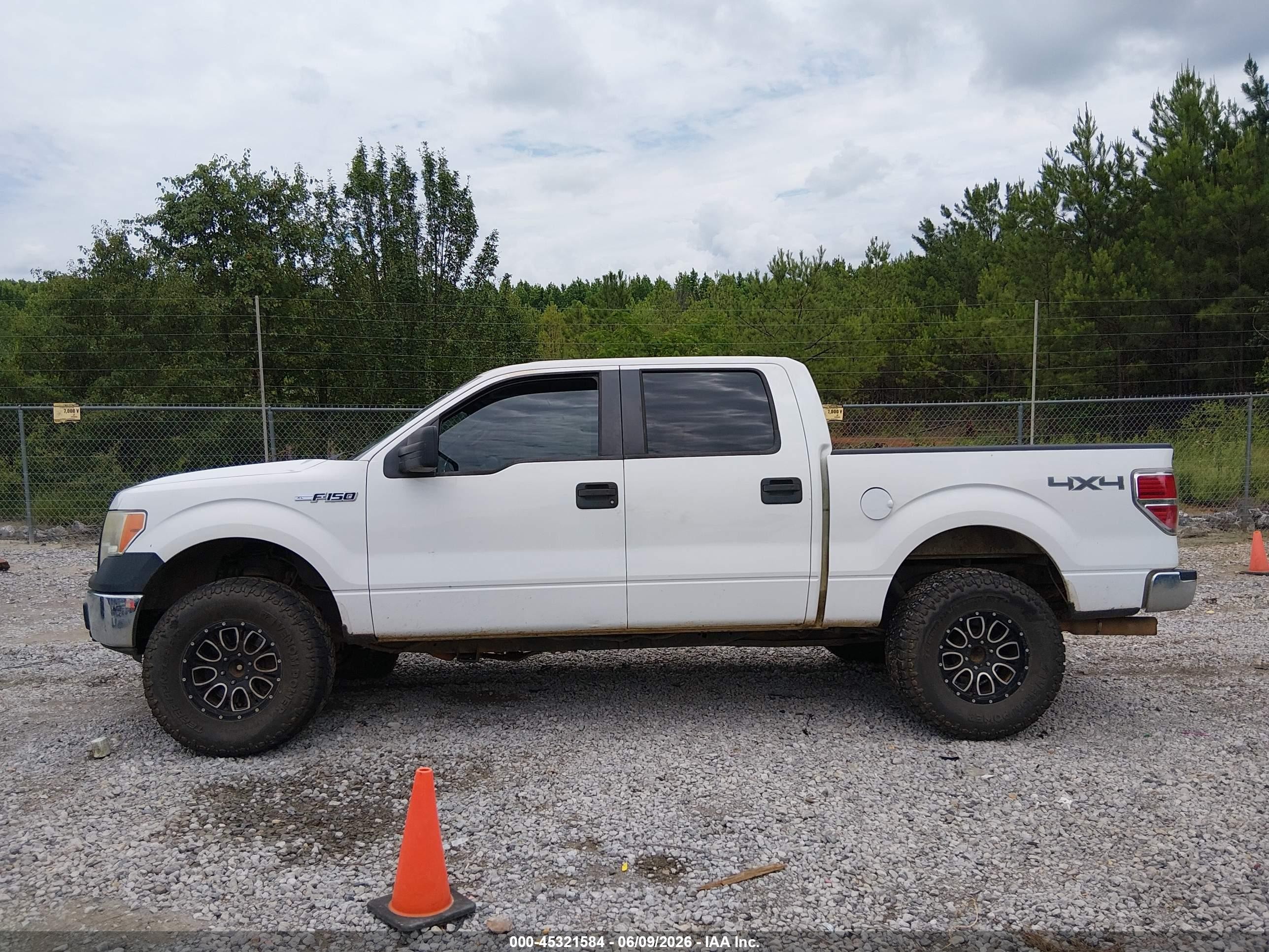 2011 Ford F-150 Xl White vin: 1FTFW1EF6BKD86734