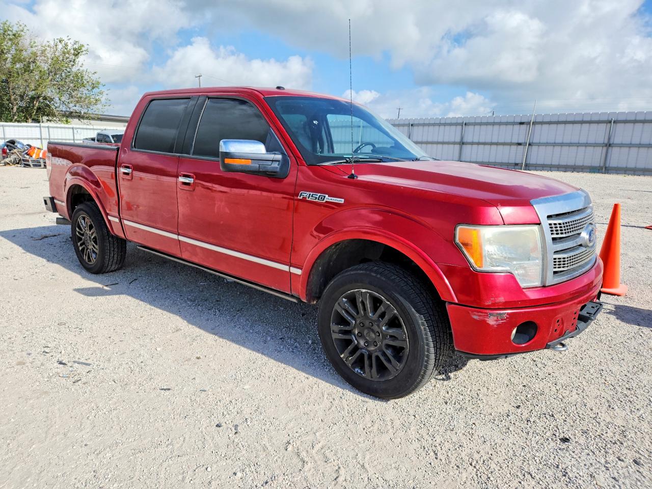 2012 Ford F150 Supercrew Red vin: 1FTFW1EF6CFA36739