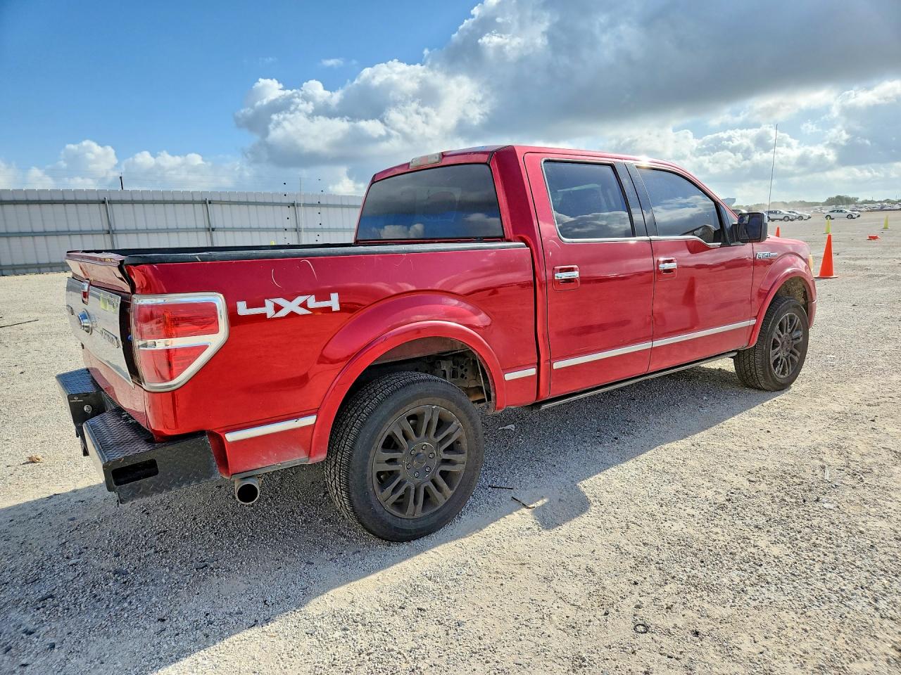 2012 Ford F150 Supercrew Red vin: 1FTFW1EF6CFA36739