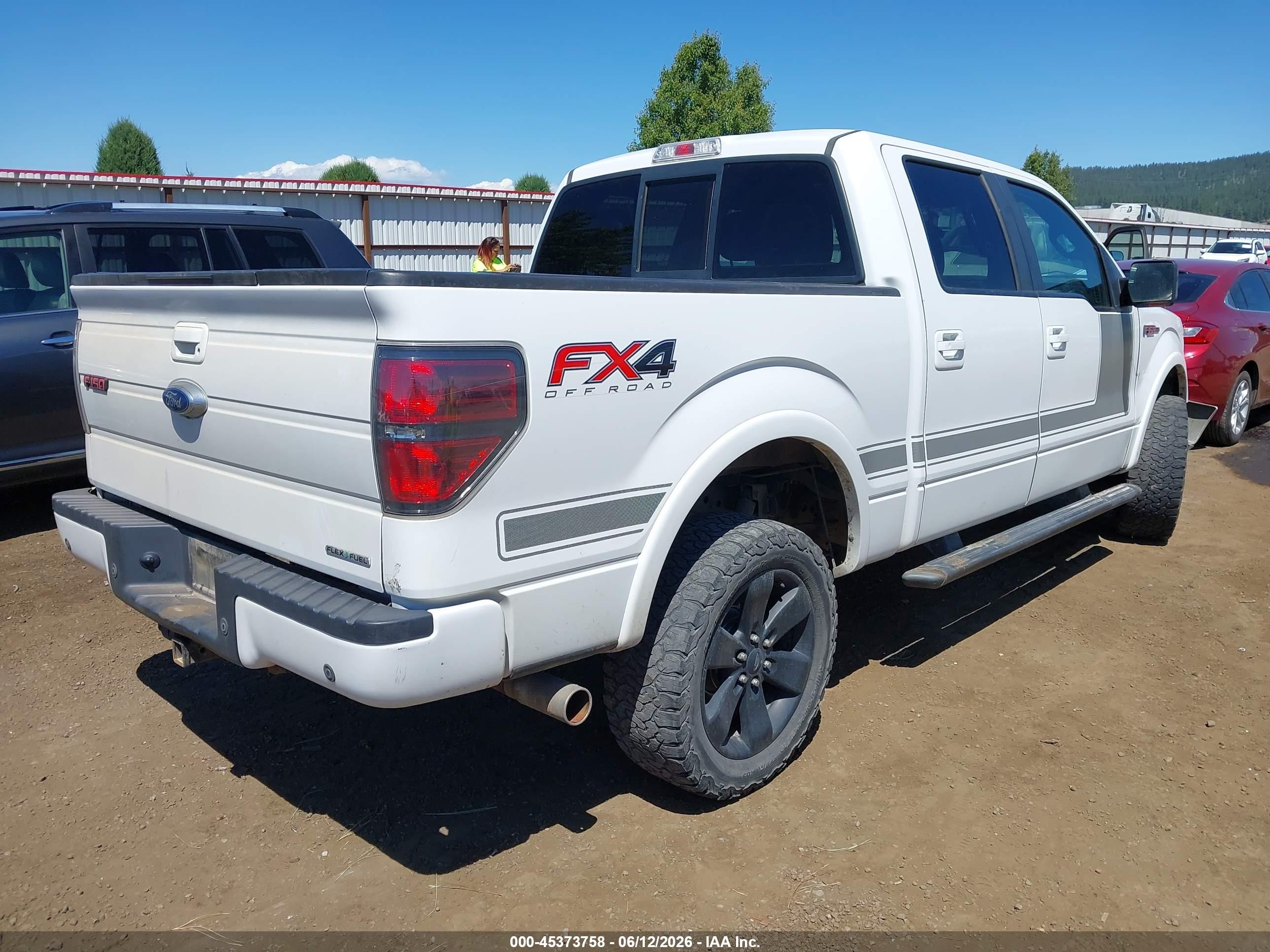 2013 Ford F-150 Fx4 White vin: 1FTFW1EF6DFB45767
