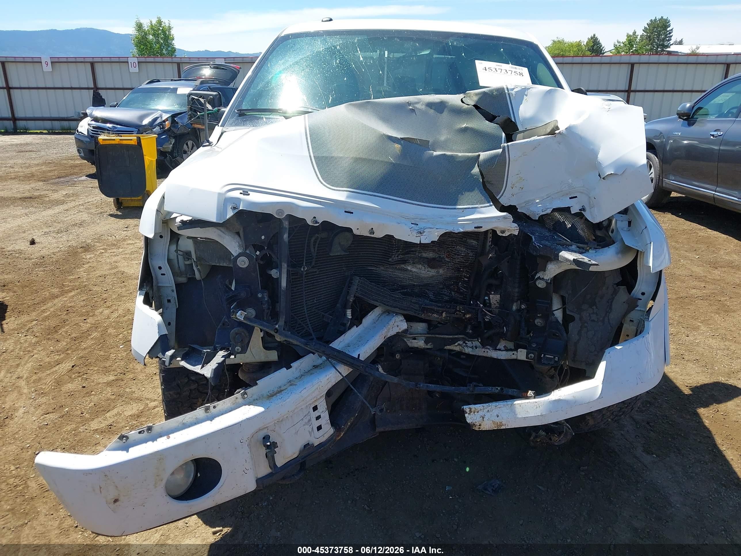2013 Ford F-150 Fx4 White vin: 1FTFW1EF6DFB45767
