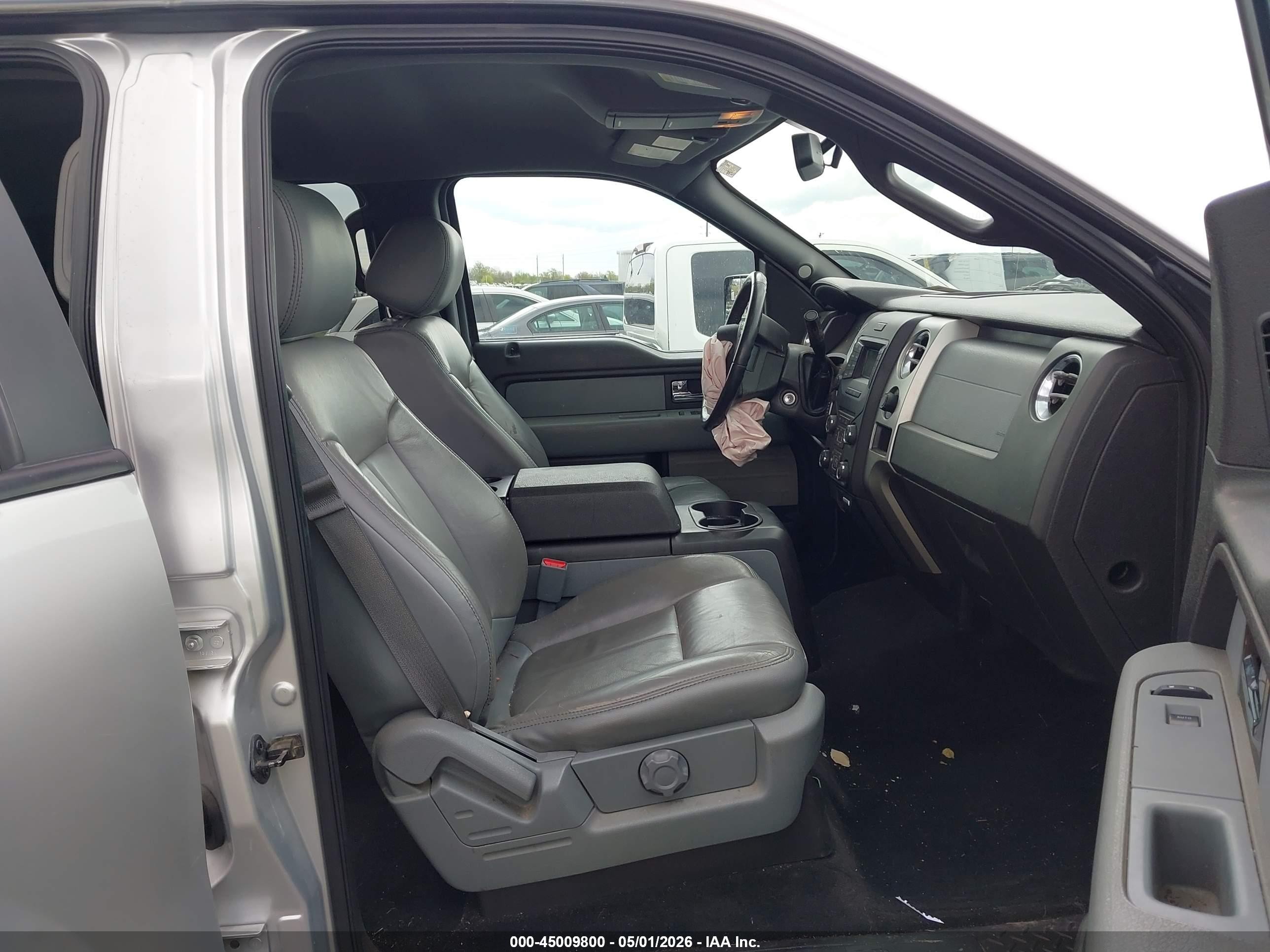 2014 Ford F-150 Xlt Silver vin: 1FTFW1EF6EFA10211