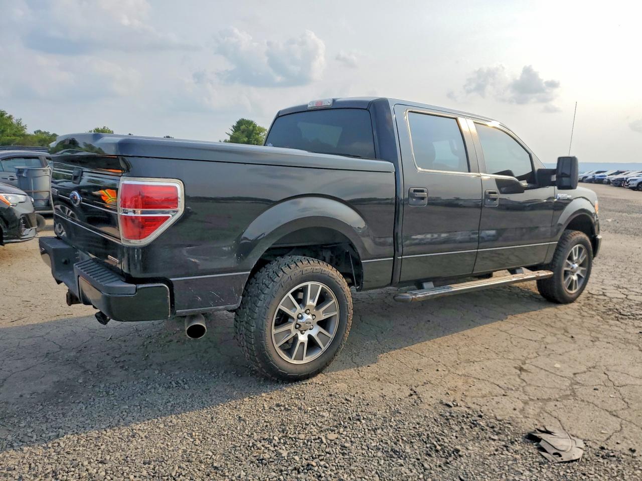 2014 Ford F150 Supercrew Black vin: 1FTFW1EF6EFB24337
