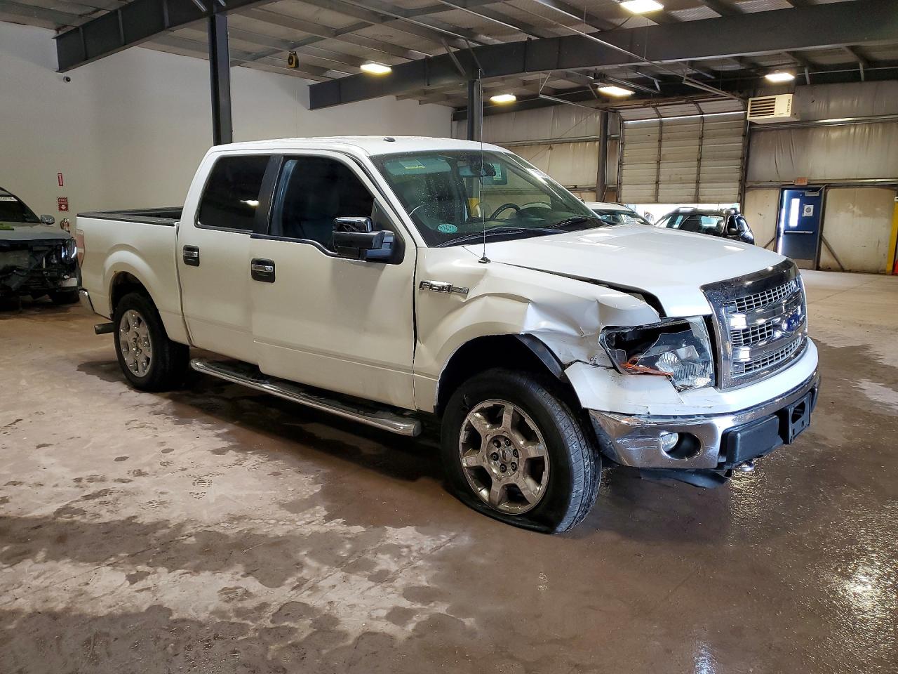 2014 Ford F150 Supercrew White vin: 1FTFW1EF6EFC09954