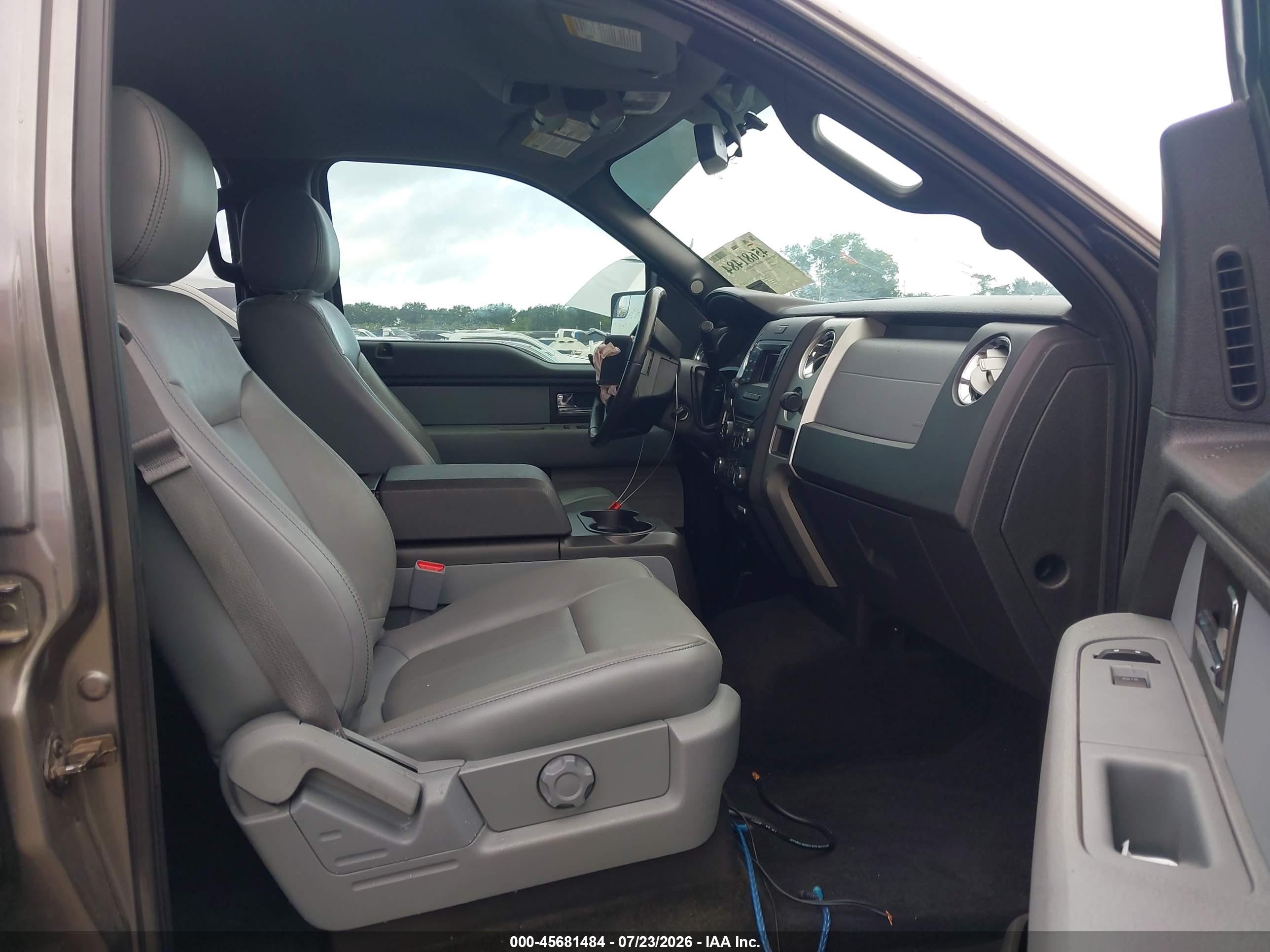 2014 Ford F-150 Xlt Серый vin: 1FTFW1EF6EKD65760