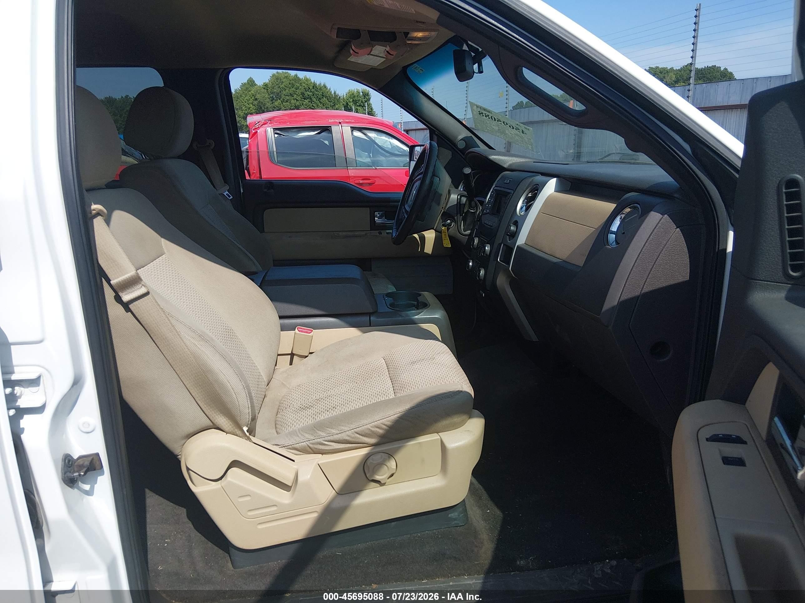 2014 Ford F-150 Xlt Белый vin: 1FTFW1EF6EKE04735