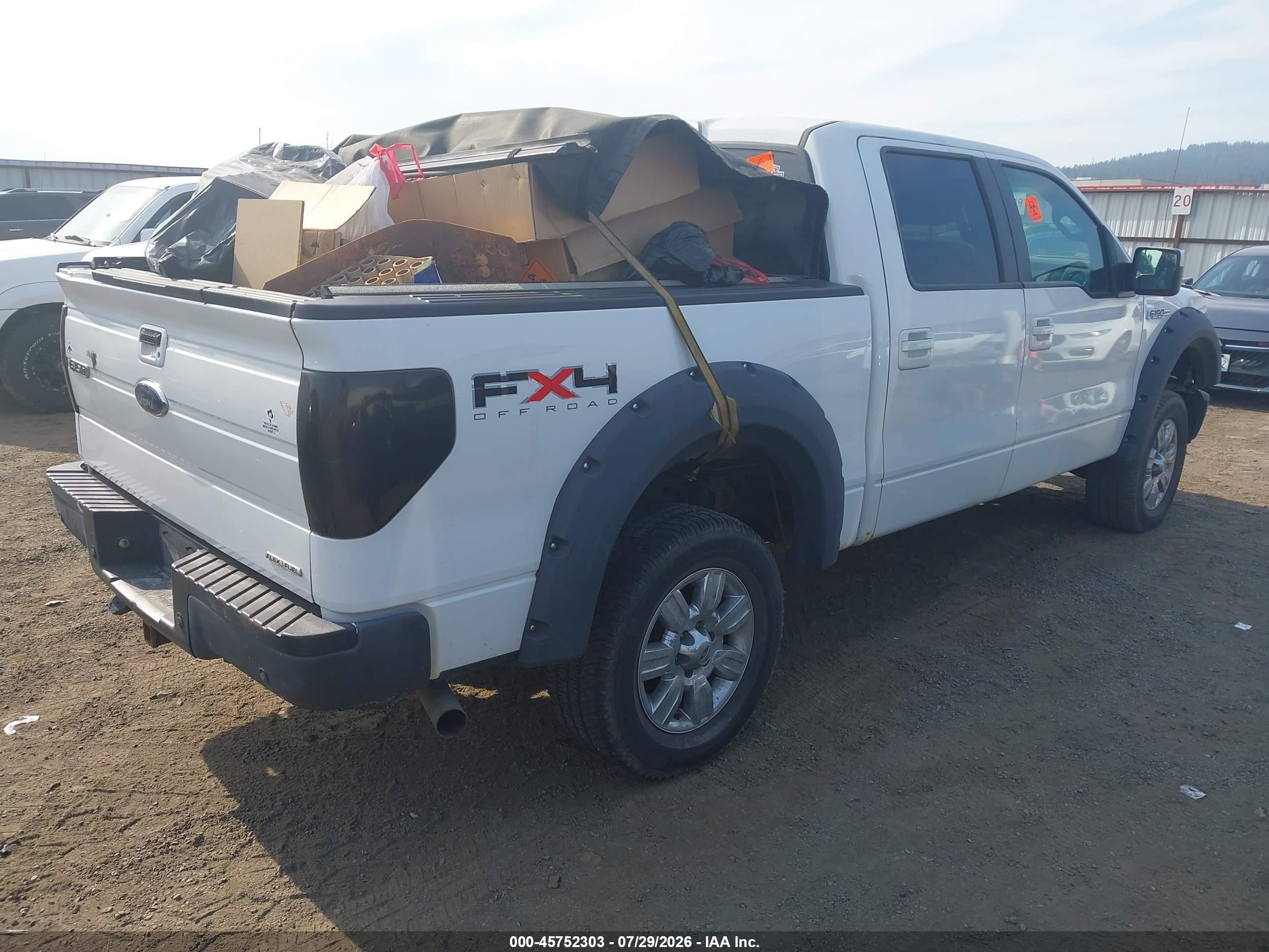 2011 Ford F-150 Fx4 White vin: 1FTFW1EF7BFA00556