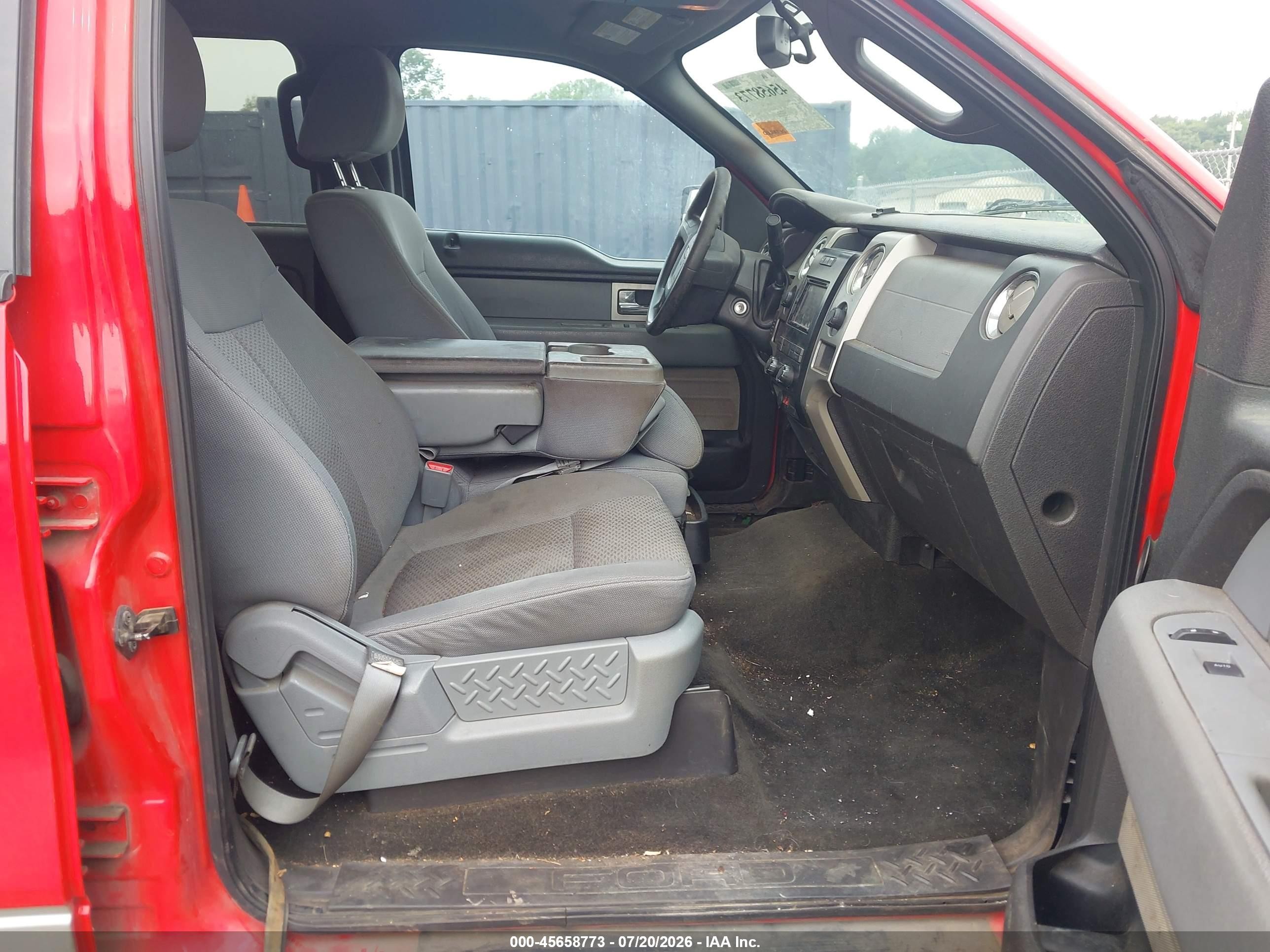 2011 Ford F-150 Xlt Красный vin: 1FTFW1EF7BFA00783