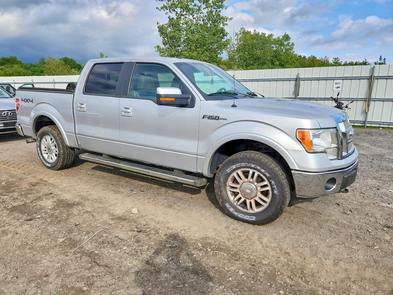 2011 Ford F150 Supercrew Silver vin: 1FTFW1EF7BFC01759