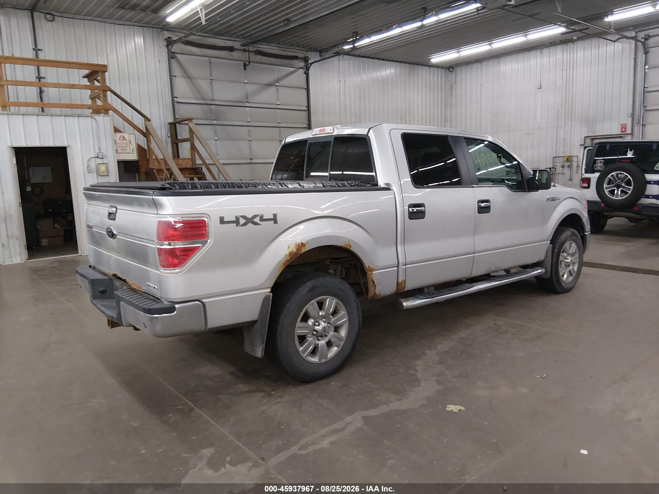 2012 Ford F150 Supercrew Silver vin: 1FTFW1EF7CFB92062