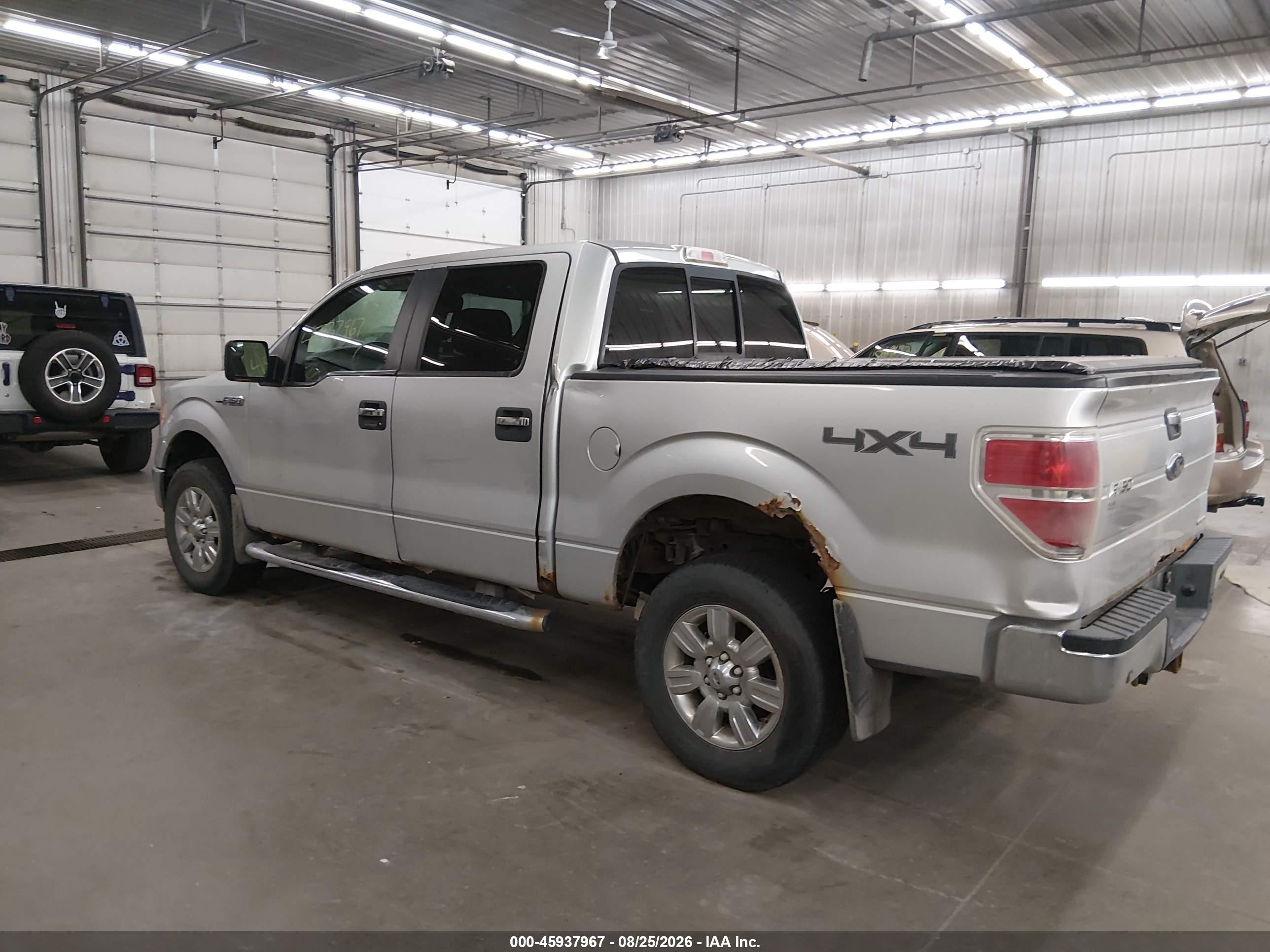 2012 Ford F150 Supercrew Silver vin: 1FTFW1EF7CFB92062