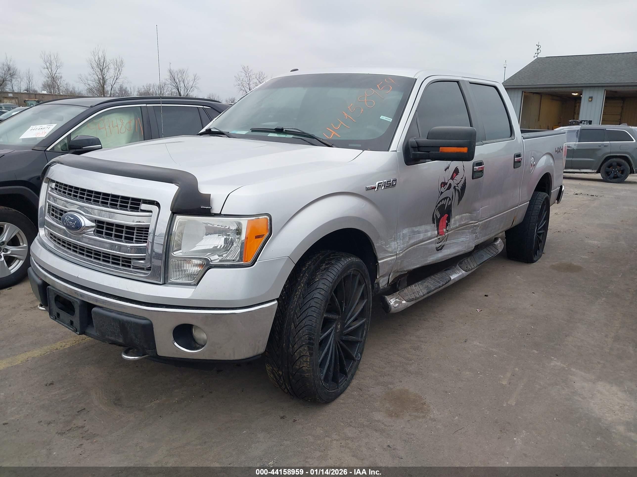 2013 Ford F-150 Xlt Silver vin: 1FTFW1EF7DFC24932