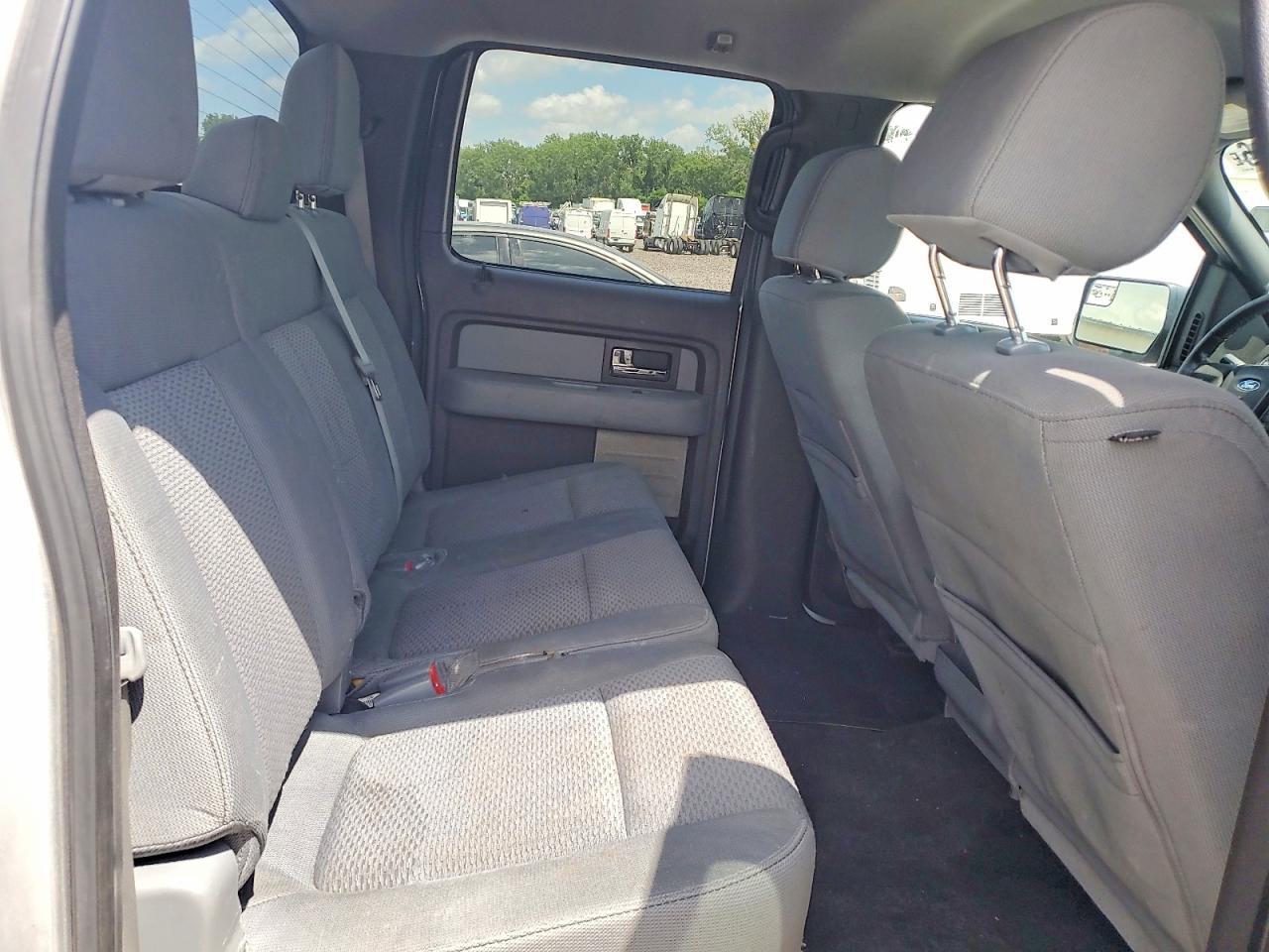 2013 Ford F150 Supercrew Silver vin: 1FTFW1EF7DKD65782