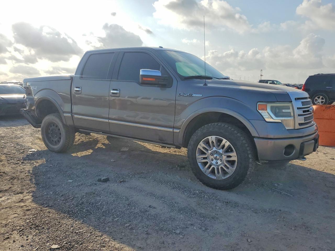 2014 Ford F150 Supercrew Gray vin: 1FTFW1EF7EFC69516