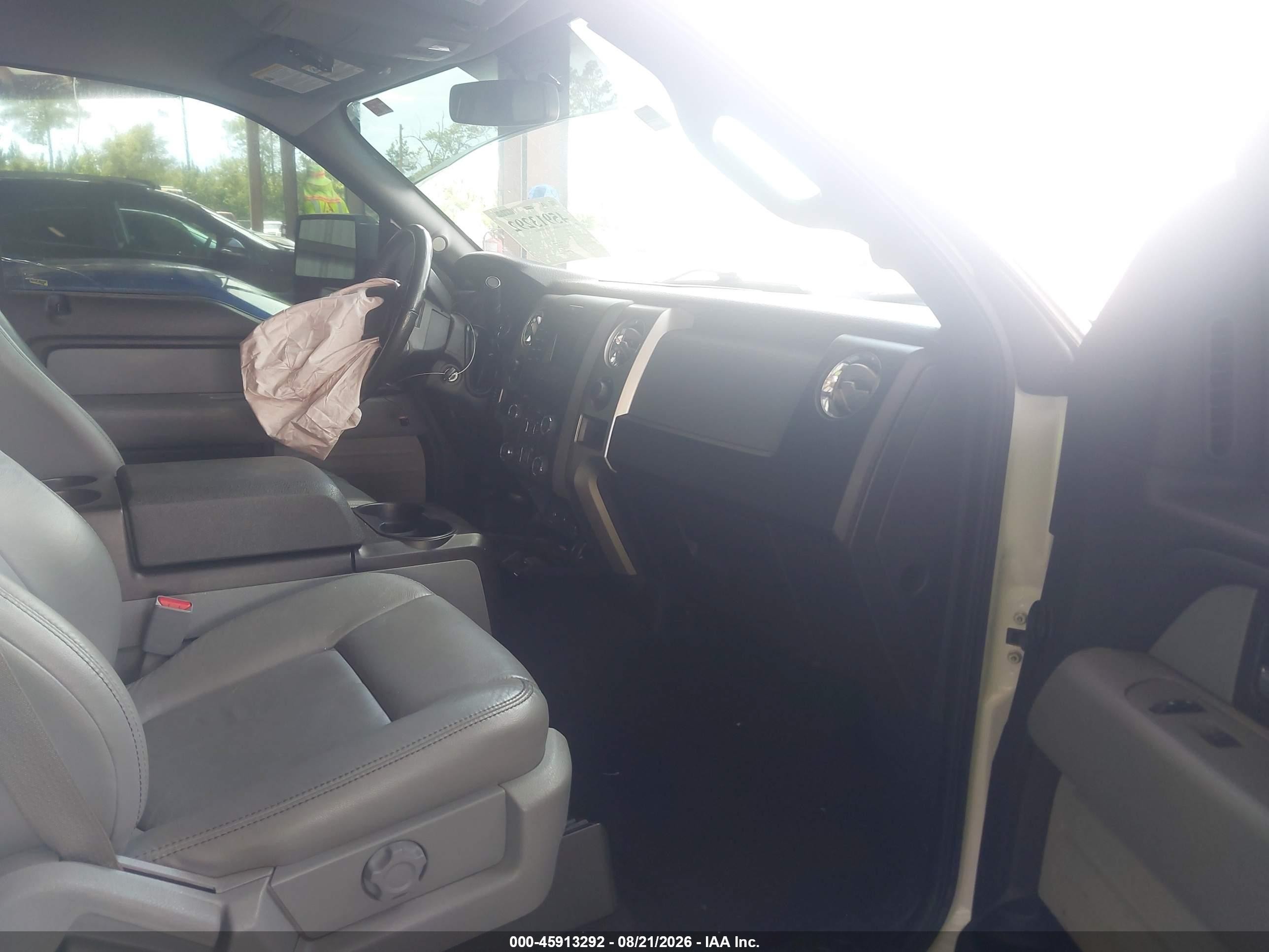 2014 Ford F-150 Xlt White vin: 1FTFW1EF7EFD04877