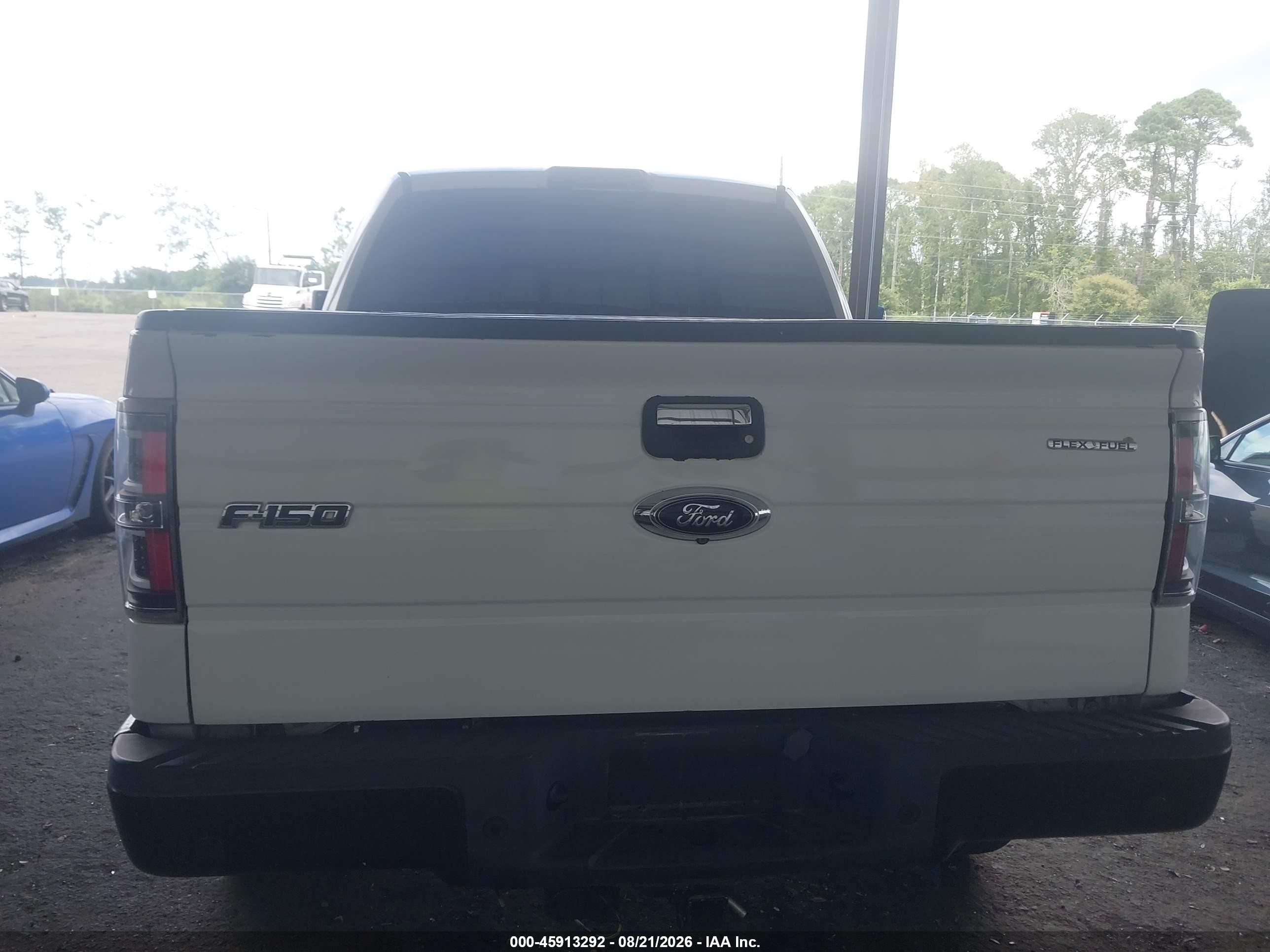 2014 Ford F-150 Xlt White vin: 1FTFW1EF7EFD04877