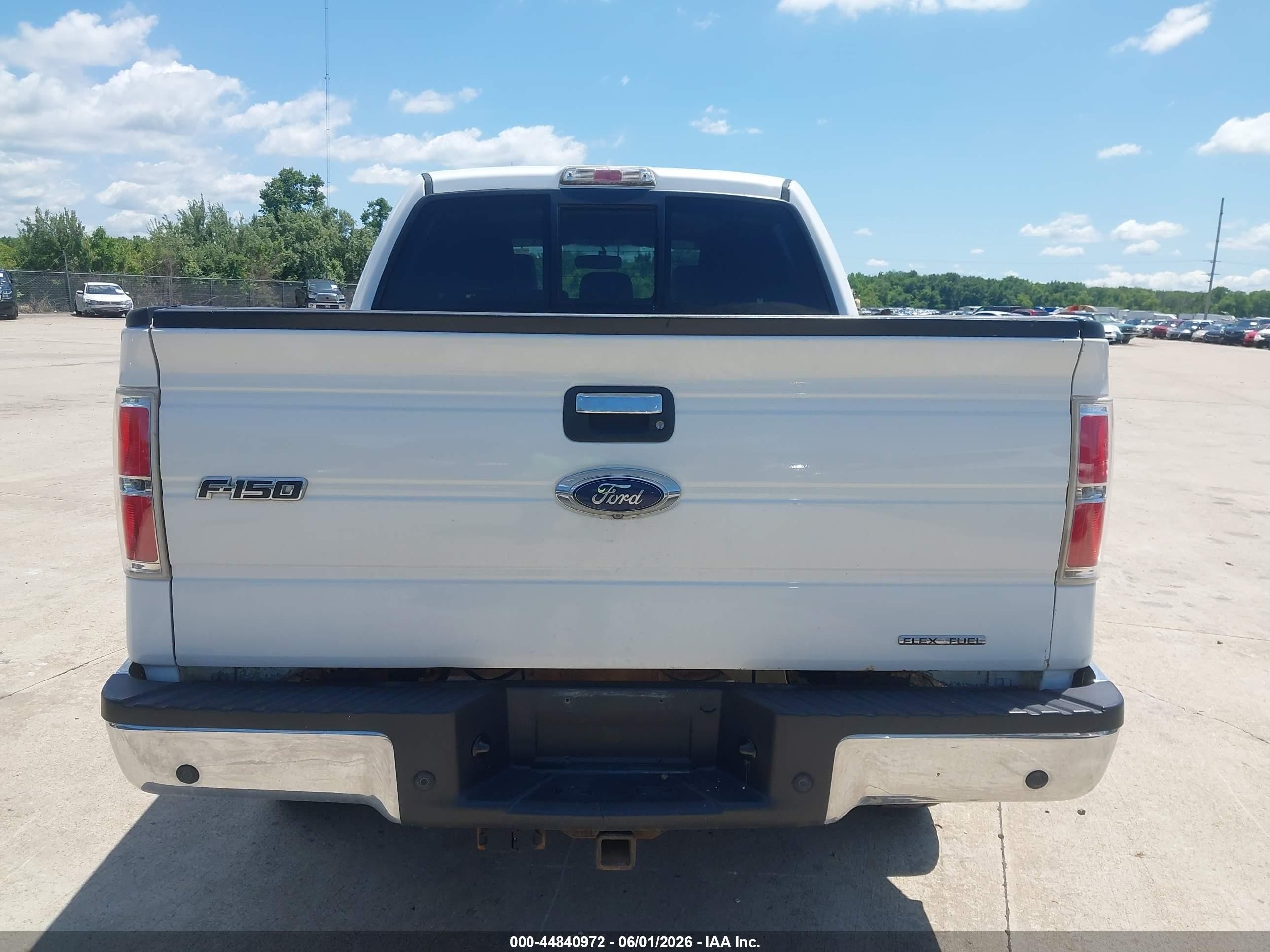 2014 Ford F-150 Xlt White vin: 1FTFW1EF7EKD51981