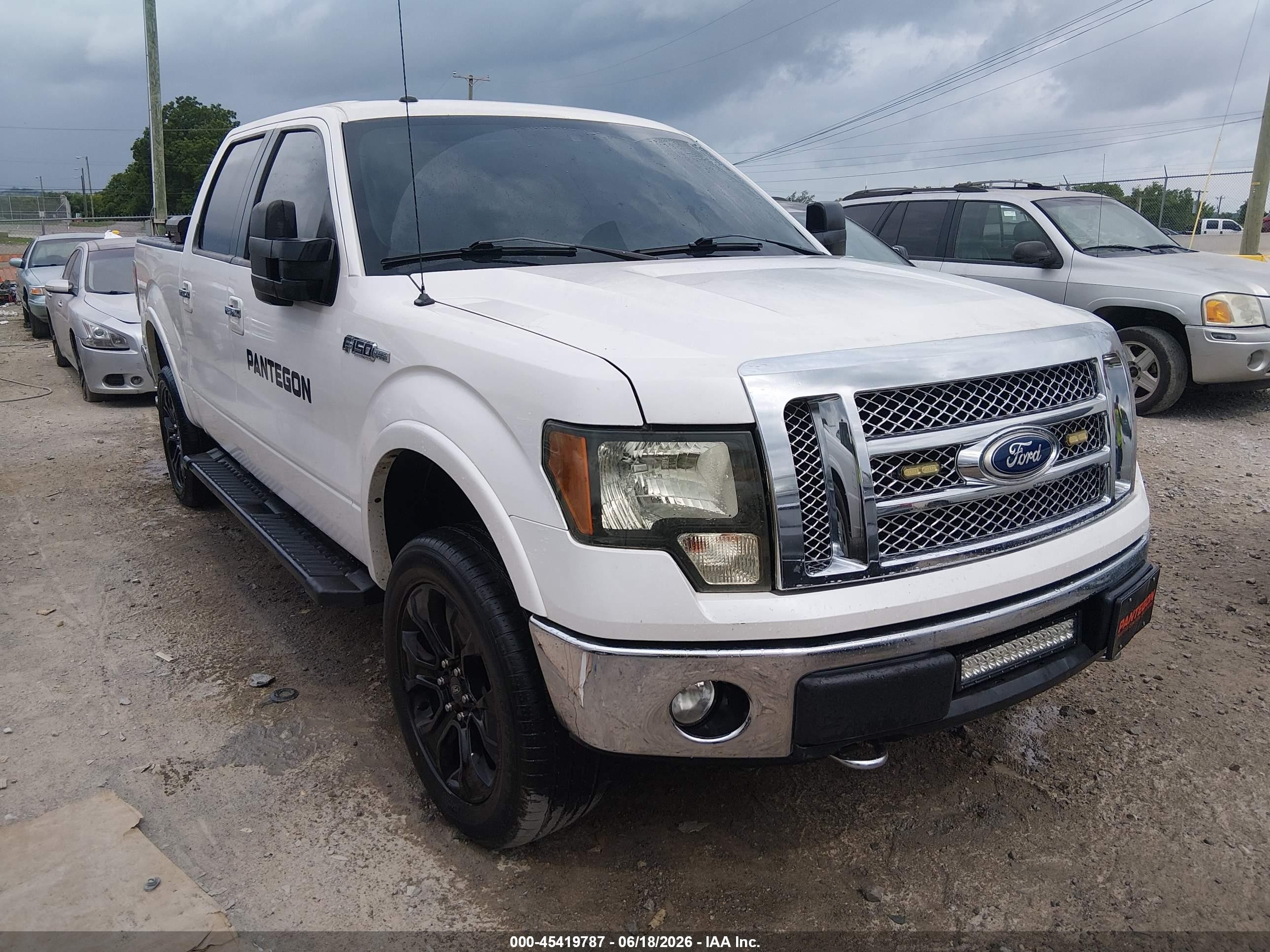 2011 Ford F-150 Lariat White vin: 1FTFW1EF8BFA38197