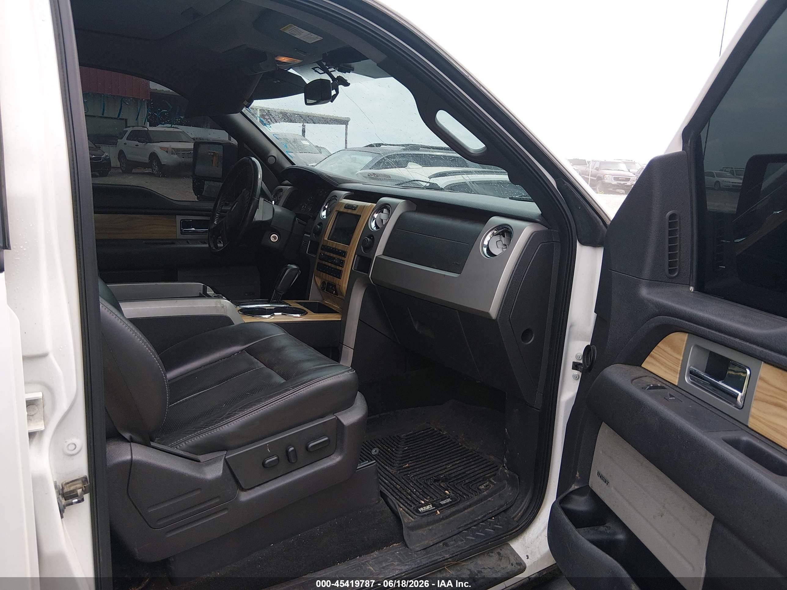 2011 Ford F-150 Lariat White vin: 1FTFW1EF8BFA38197