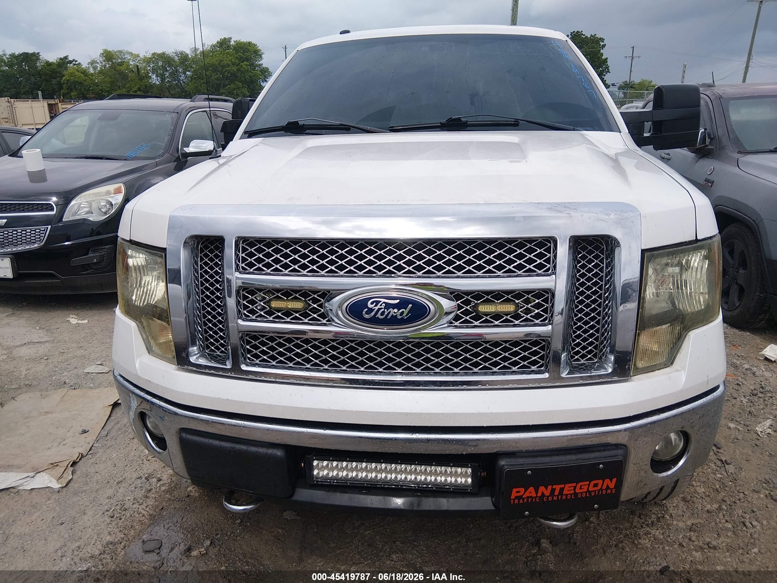 2011 Ford F-150 Lariat White vin: 1FTFW1EF8BFA38197