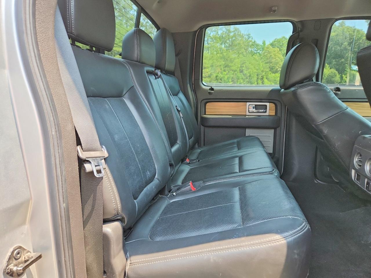 2011 Ford F150 Supercrew Silver vin: 1FTFW1EF8BFB87337