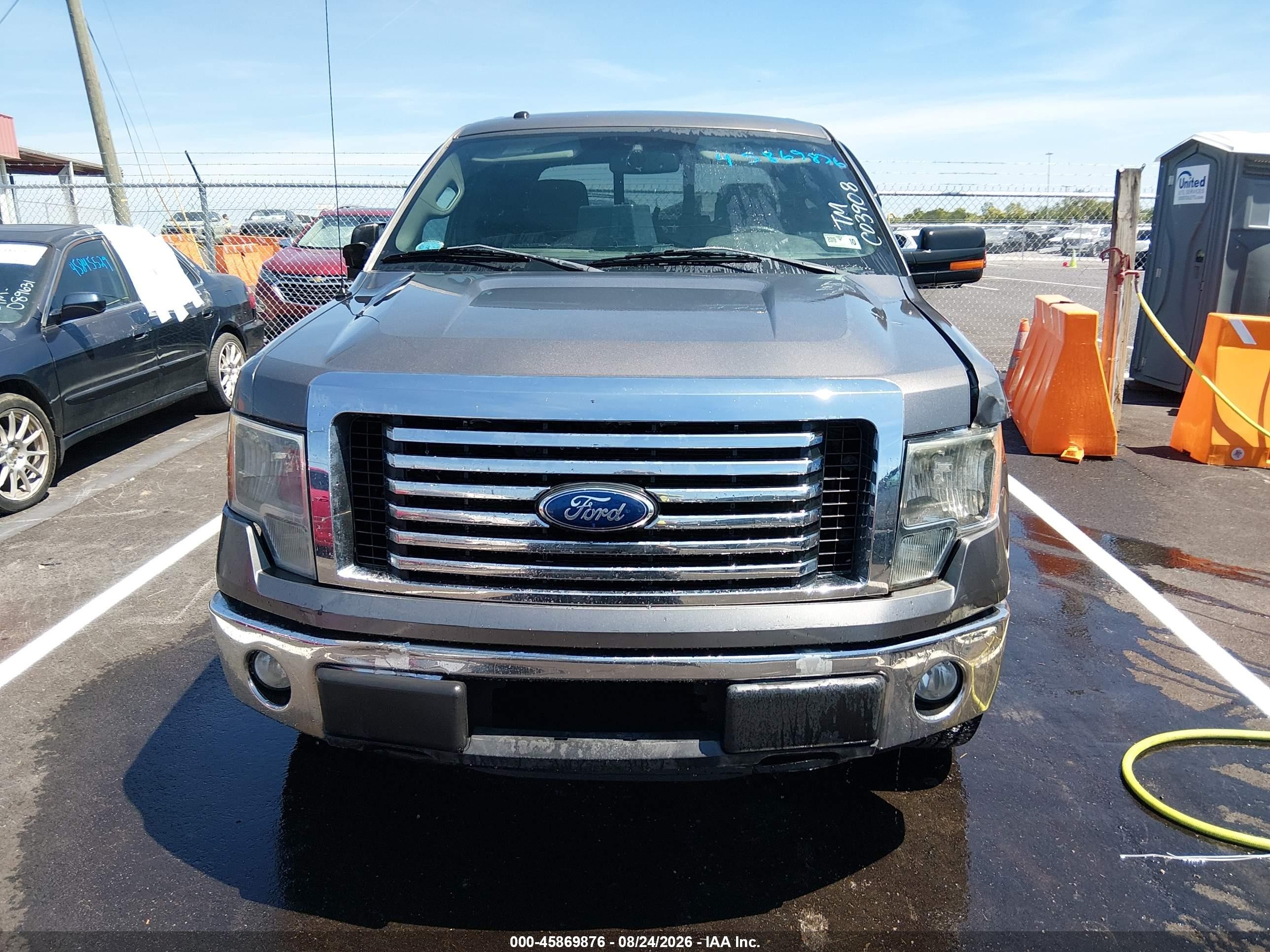 2011 Ford F-150 Xlt Silver vin: 1FTFW1EF8BFC03908