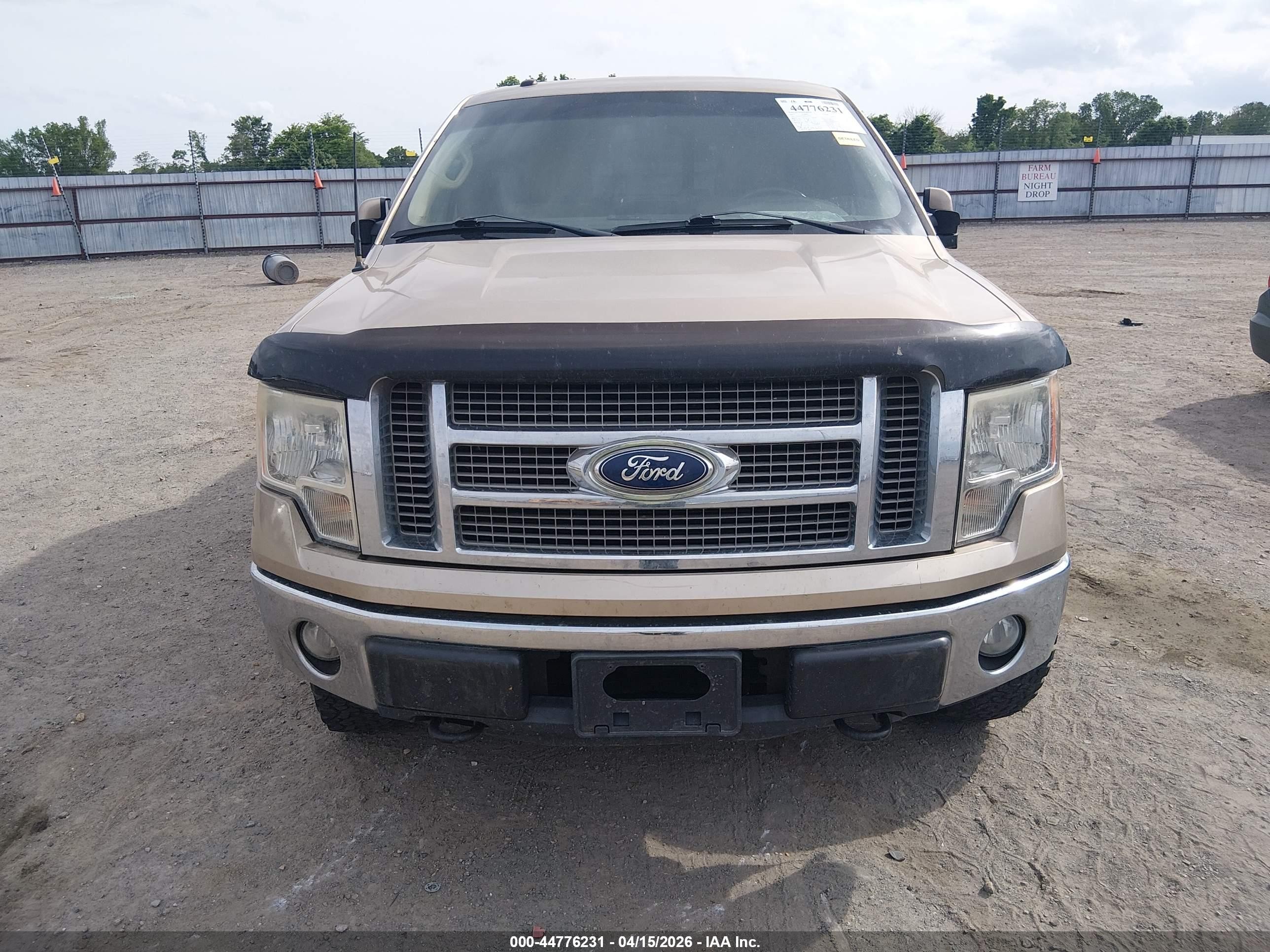 2011 Ford F-150 Lariat Beige vin: 1FTFW1EF8BFC59749