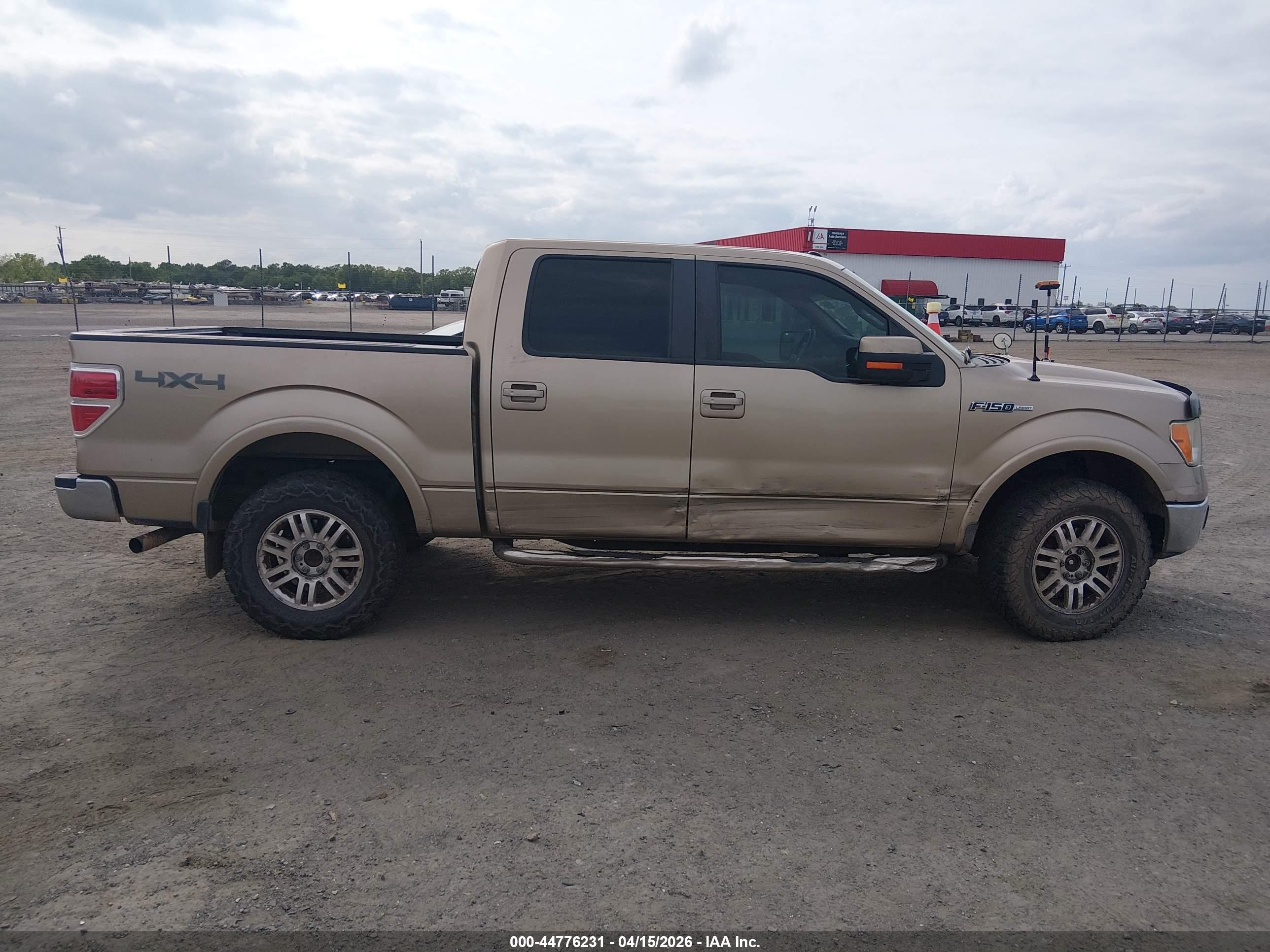 2011 Ford F-150 Lariat Beige vin: 1FTFW1EF8BFC59749