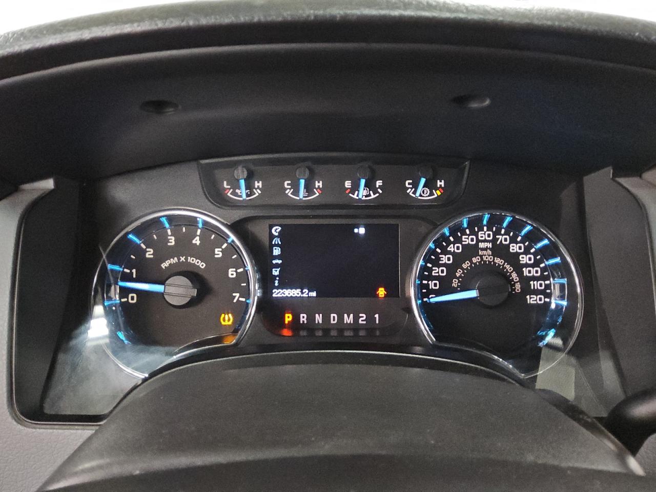 2012 Ford F150 Supercrew Blue vin: 1FTFW1EF8CFB75111 Damage: Warning - Tire Pressure, On, Unacceptable