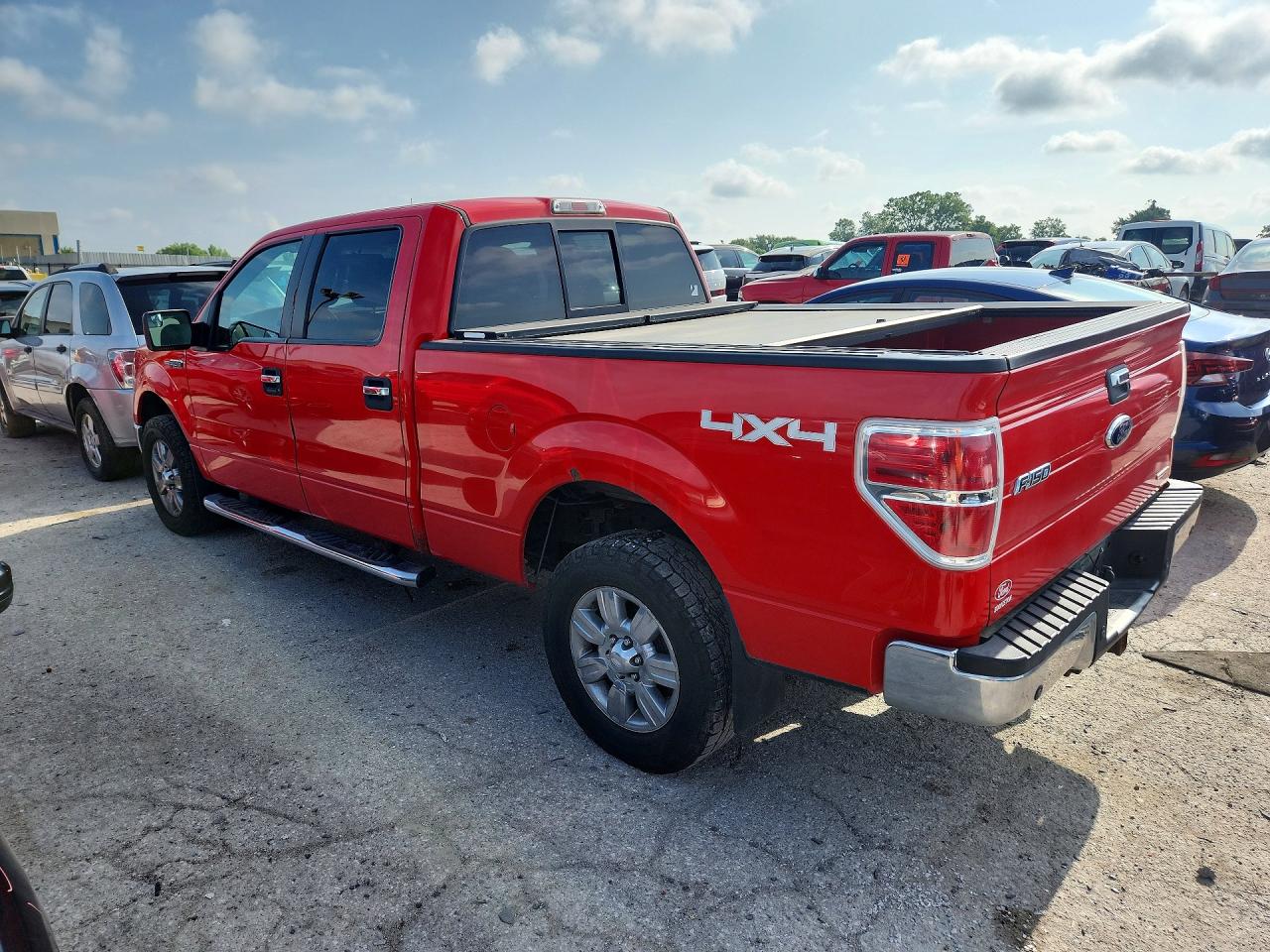 2012 Ford F150 Supercrew Red vin: 1FTFW1EF8CFC90999