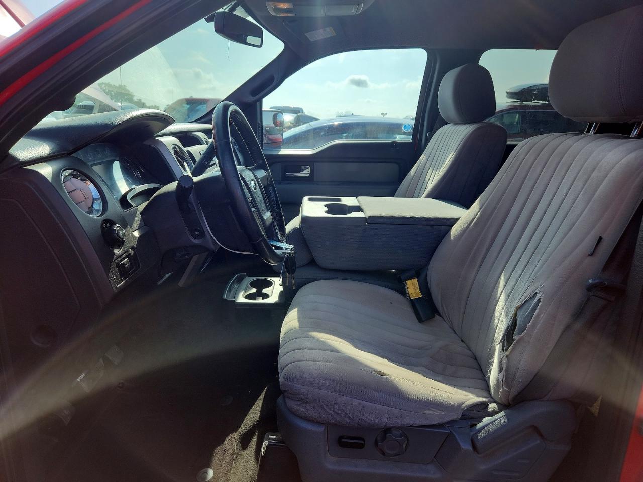2012 Ford F150 Supercrew Red vin: 1FTFW1EF8CFC90999