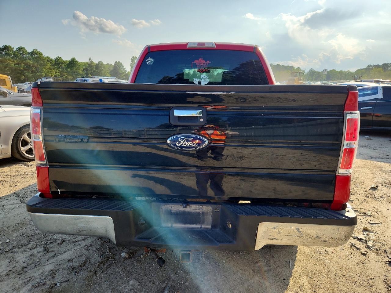 2012 Ford F150 Supercrew Red vin: 1FTFW1EF8CKD09672