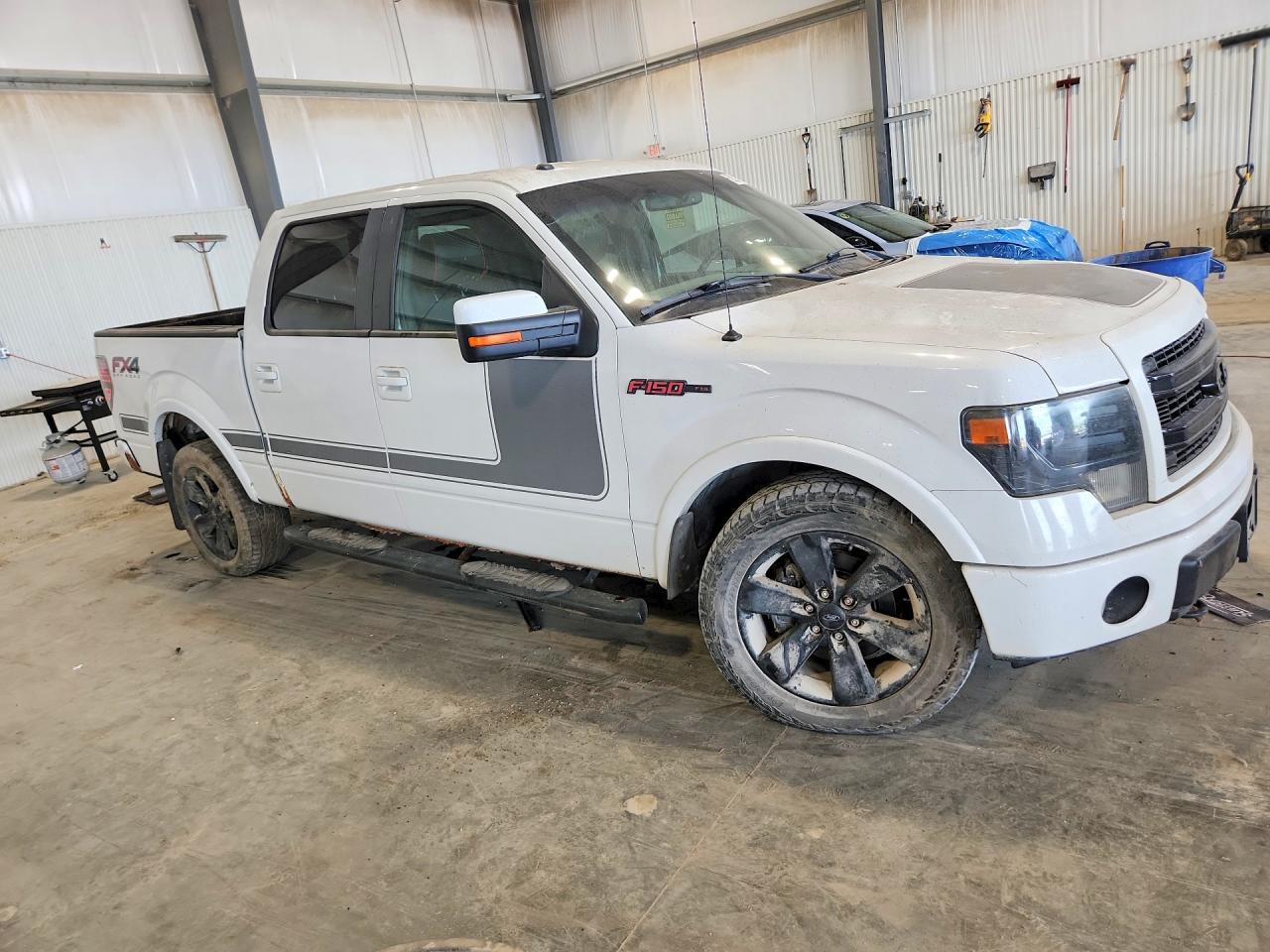 2013 Ford F150 Supercrew White vin: 1FTFW1EF8DFA17692