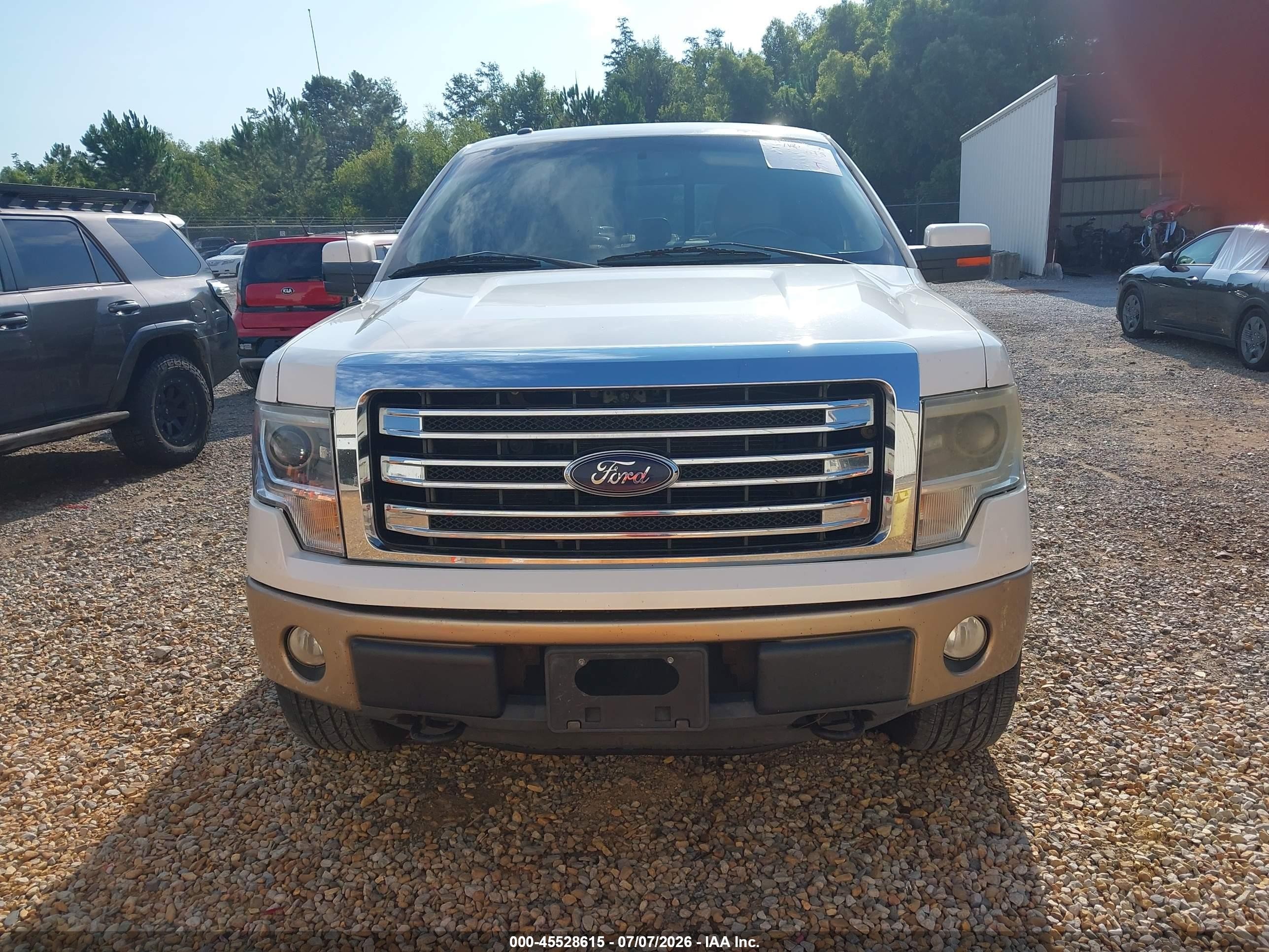 2013 Ford F-150 Lariat White vin: 1FTFW1EF8DFA73924