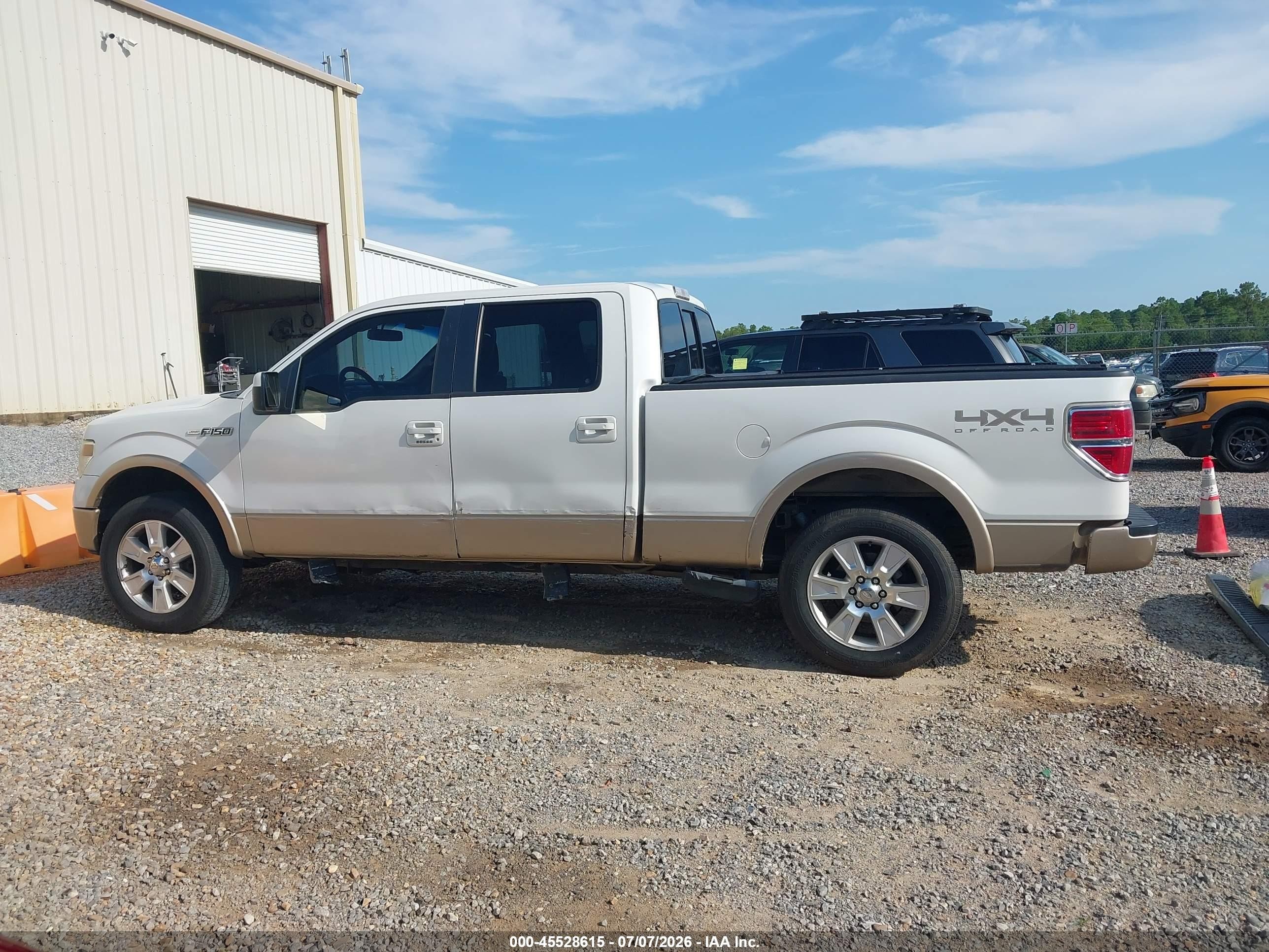 2013 Ford F-150 Lariat White vin: 1FTFW1EF8DFA73924