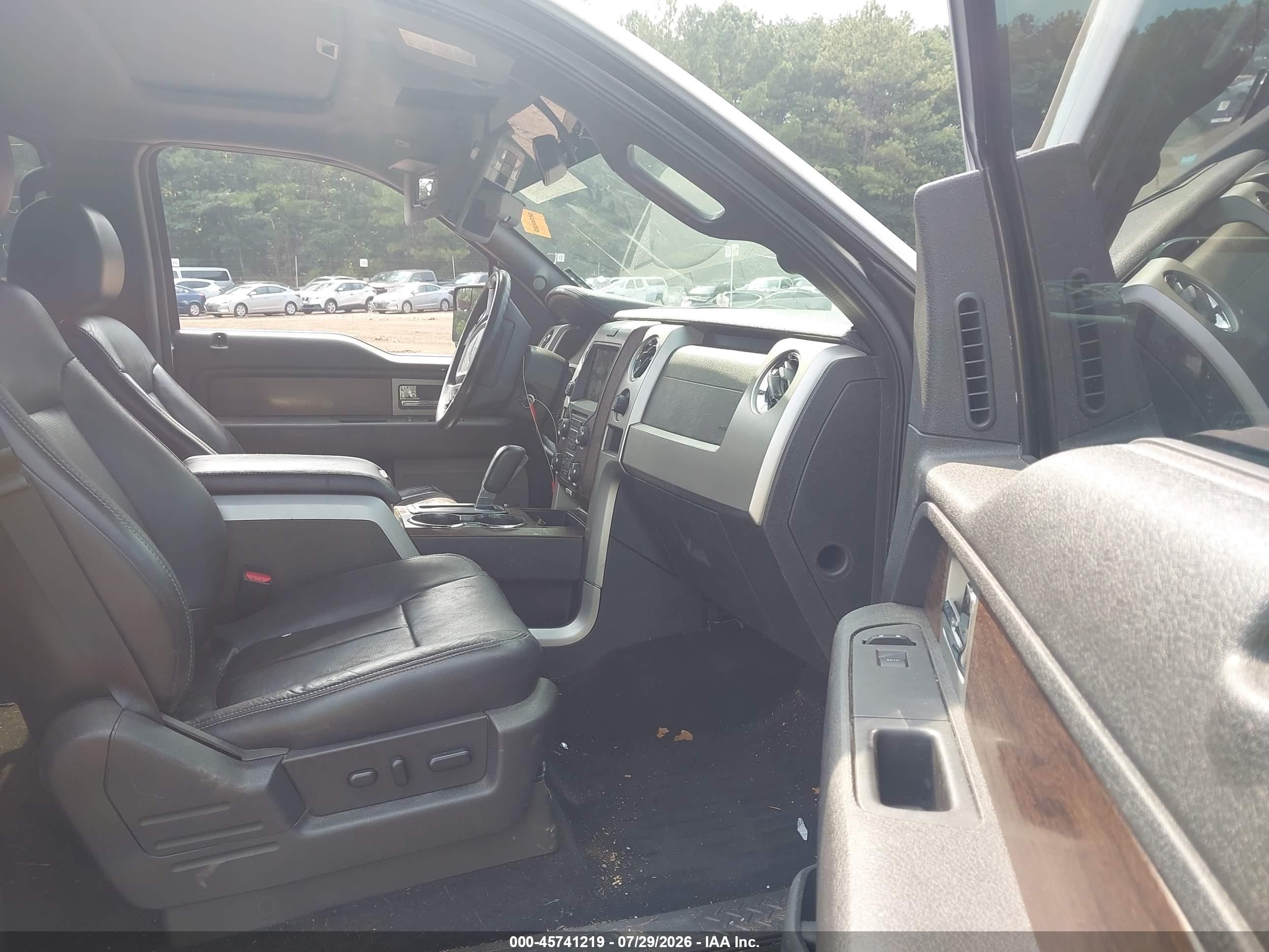 2014 Ford F-150 Lariat Silver vin: 1FTFW1EF8EFA04846