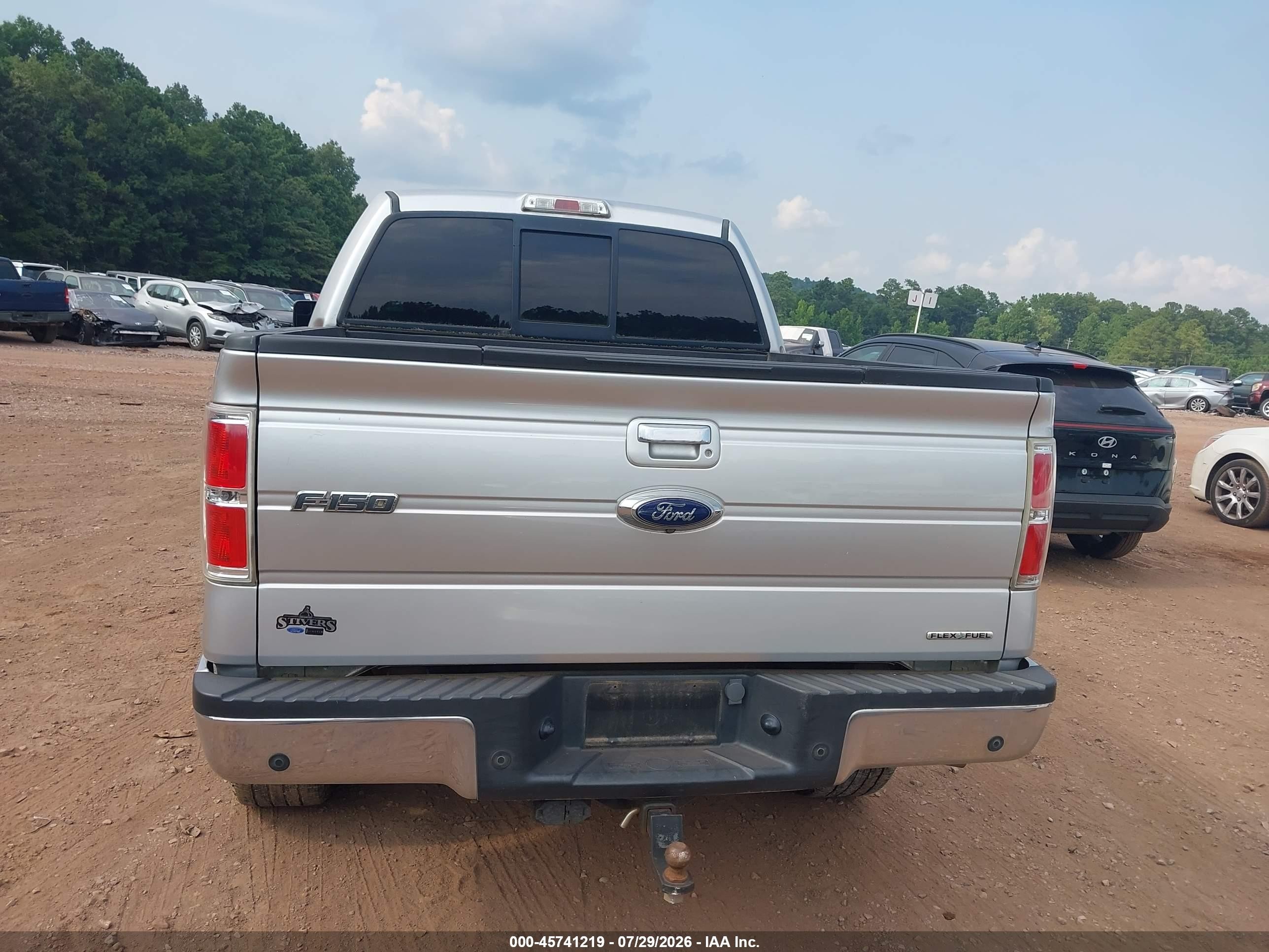 2014 Ford F-150 Lariat Silver vin: 1FTFW1EF8EFA04846